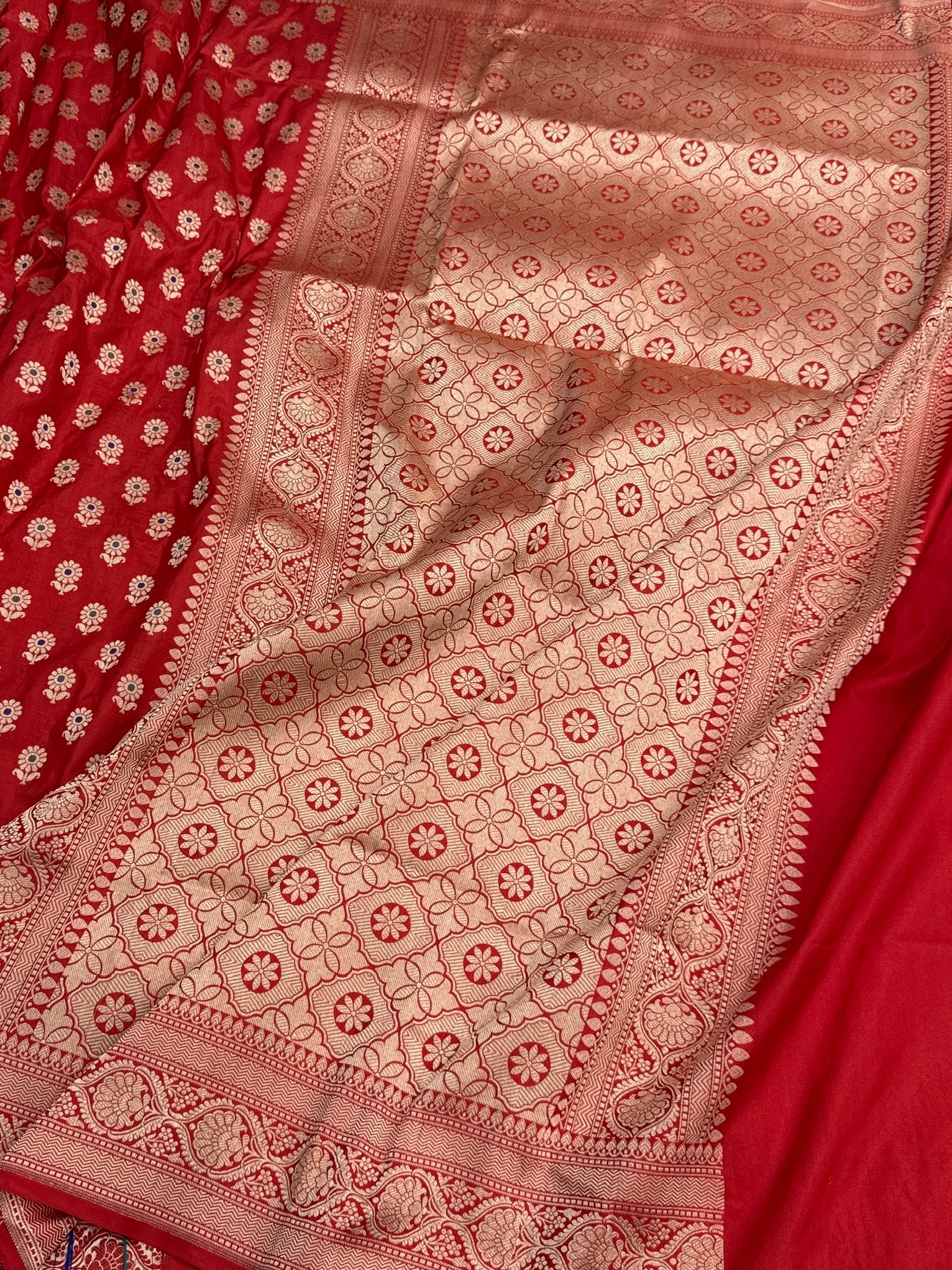 Red Banarasi Minakari Pure Katan Silk Saree | Pure Silk | Minakari Work | Cutwork Technique | Banarasi Katan Silk Saree - Image 3