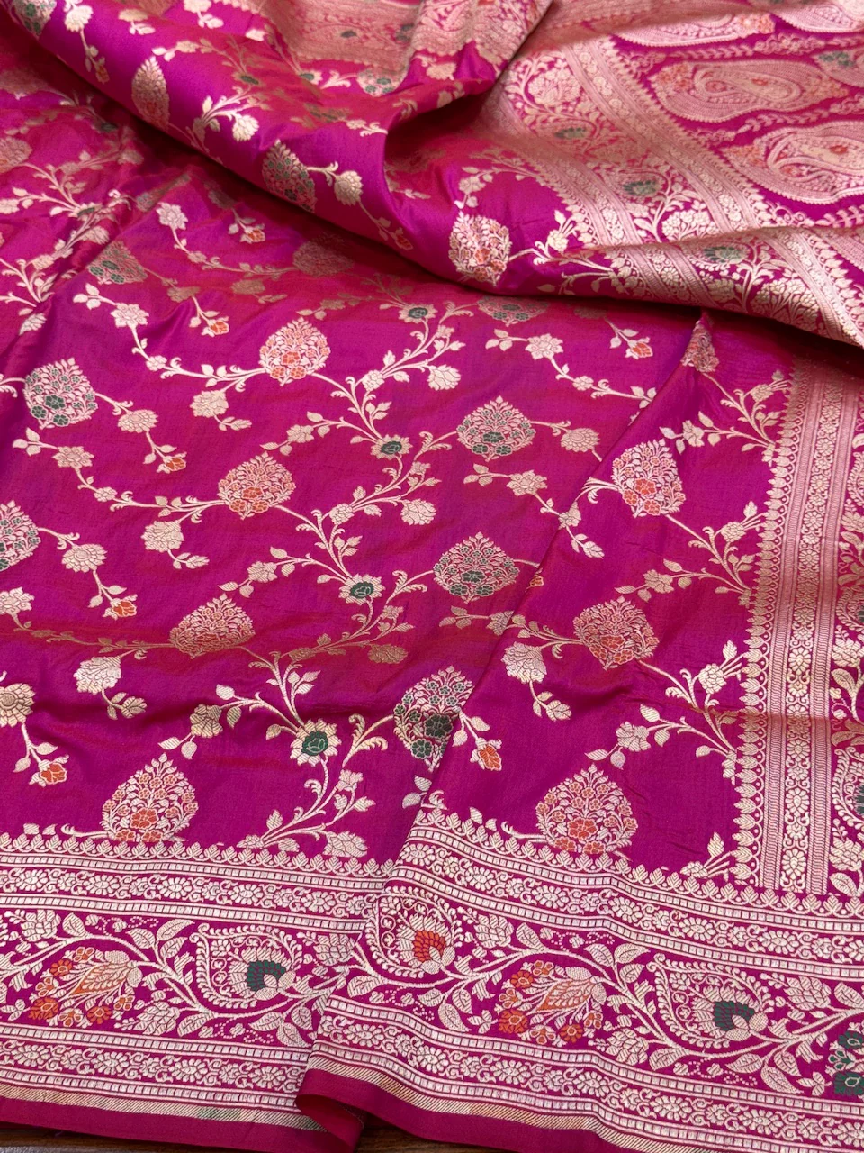 Banarasi Minakari Pure Katan Silk Saree | Pure Silk | Minakari Work | Cutwork Technique | Banarasi Katan Silk Saree - Image 11