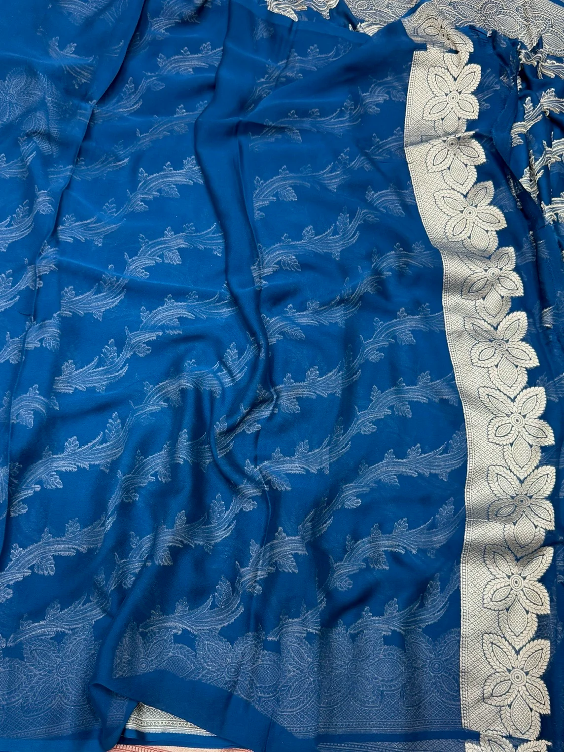 Banarasi Pure Chiffon Georgette Saree - Image 4