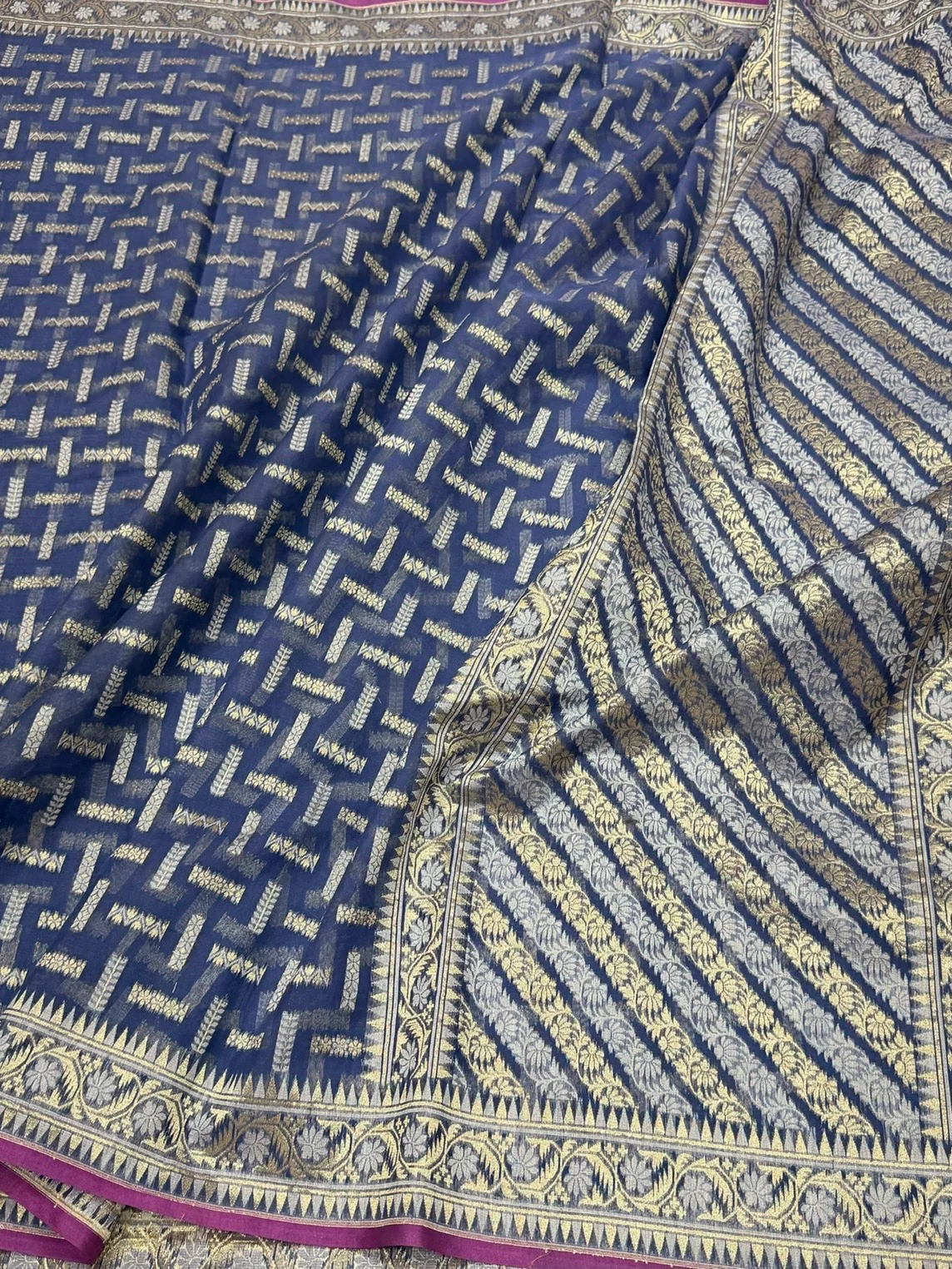 Banarasi Pure Kora Cotton Saree - Image 9