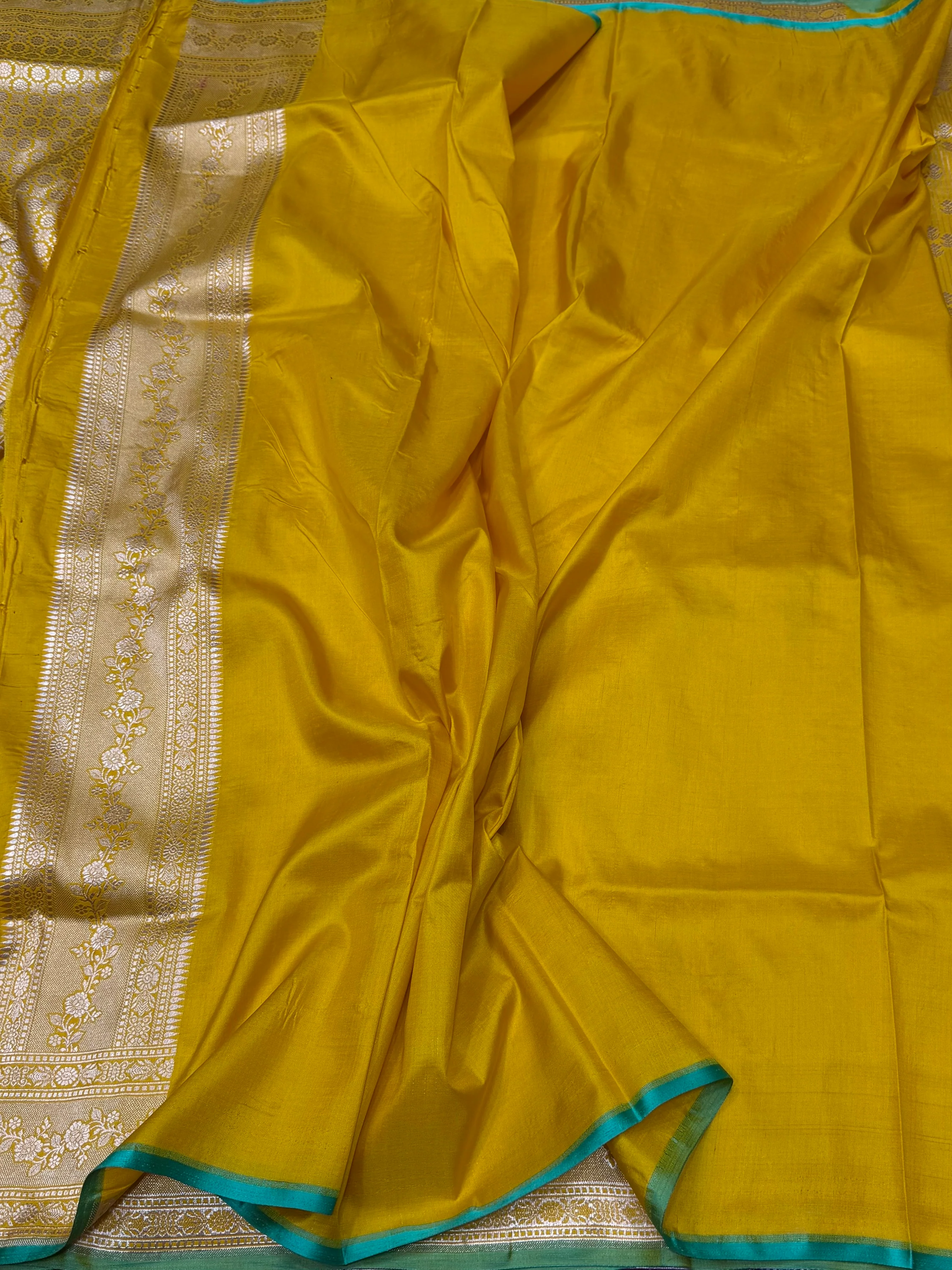 Banarasi Pure Katan Silk Saree | Pure Silk | Cutwork Technique | Banarasi Katan Silk Saree - Image 3