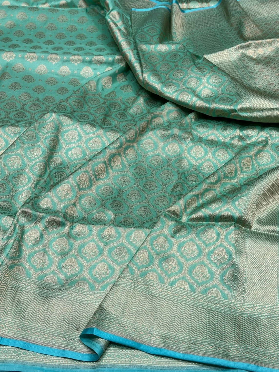 Banarasi Pure Katan Silk Saree | Pure Silk | Cutwork Technique | Banarasi Katan Silk Saree - Image 10
