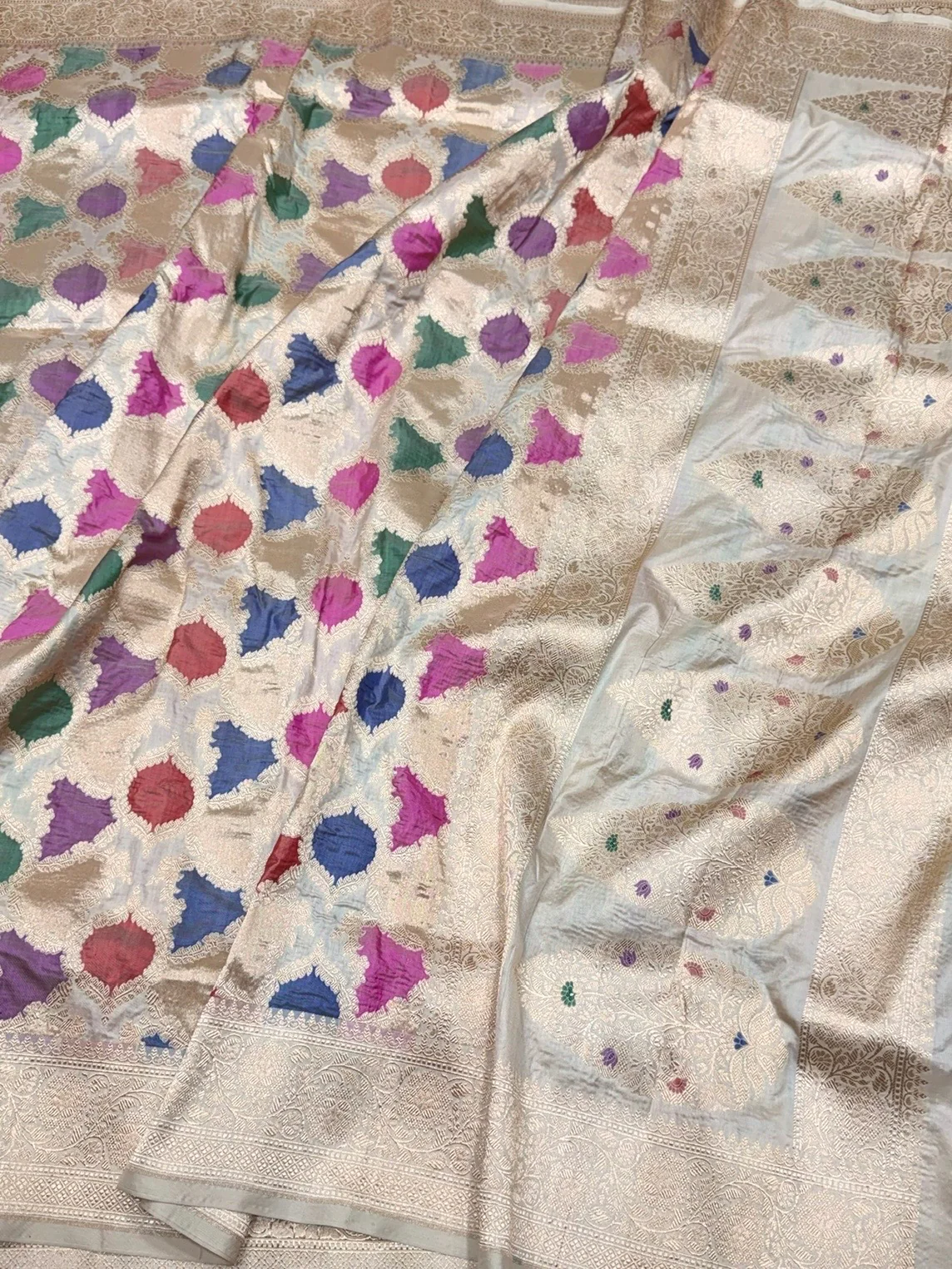 Multicolour Banarasi Pure Silk Saree – Cutwork Weave in 100% Pure Katan Silk - Image 3