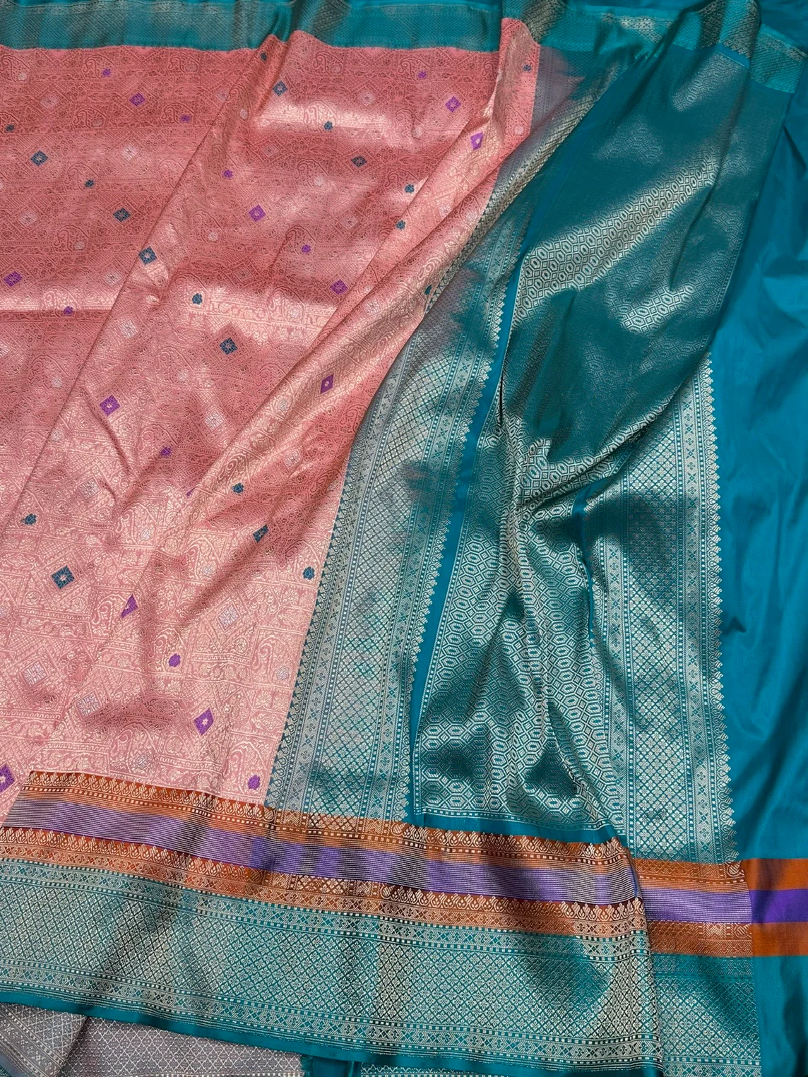 Peach Banarasi Silk Brocade Saree with Satin Border – Katan Silk Elegance - Image 3