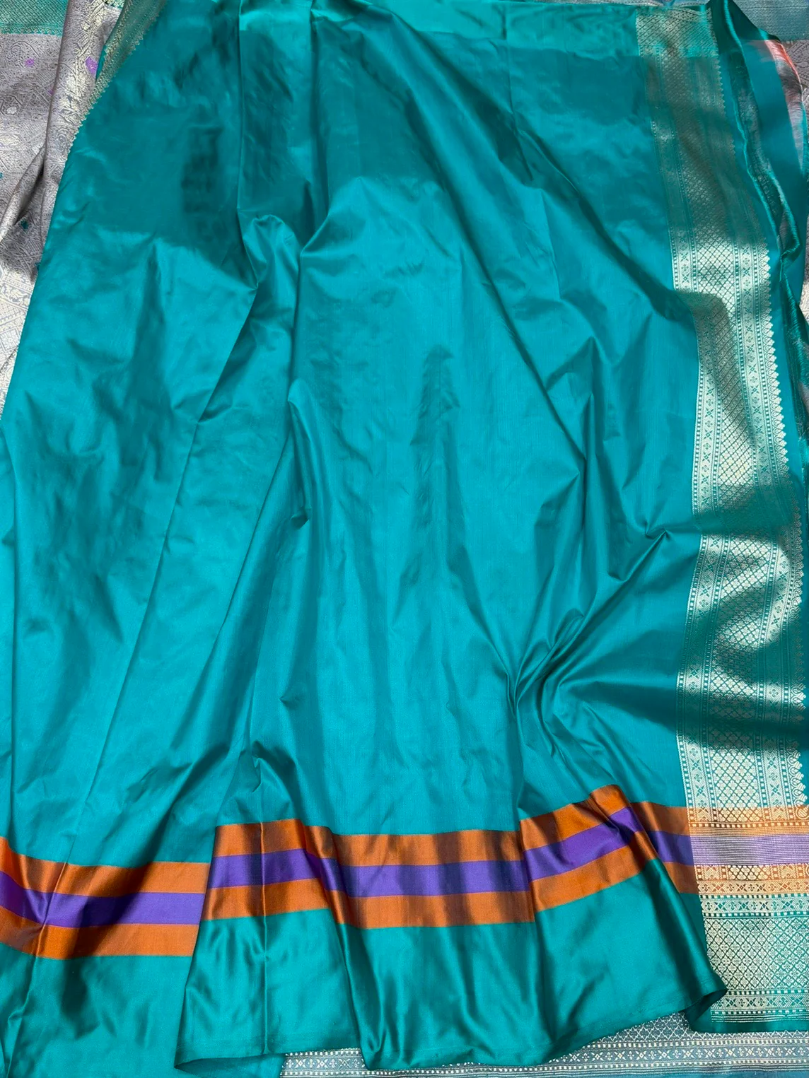 Grey Banarasi Silk Brocade Saree with Satin Border – Katan Silk Elegance - Image 2