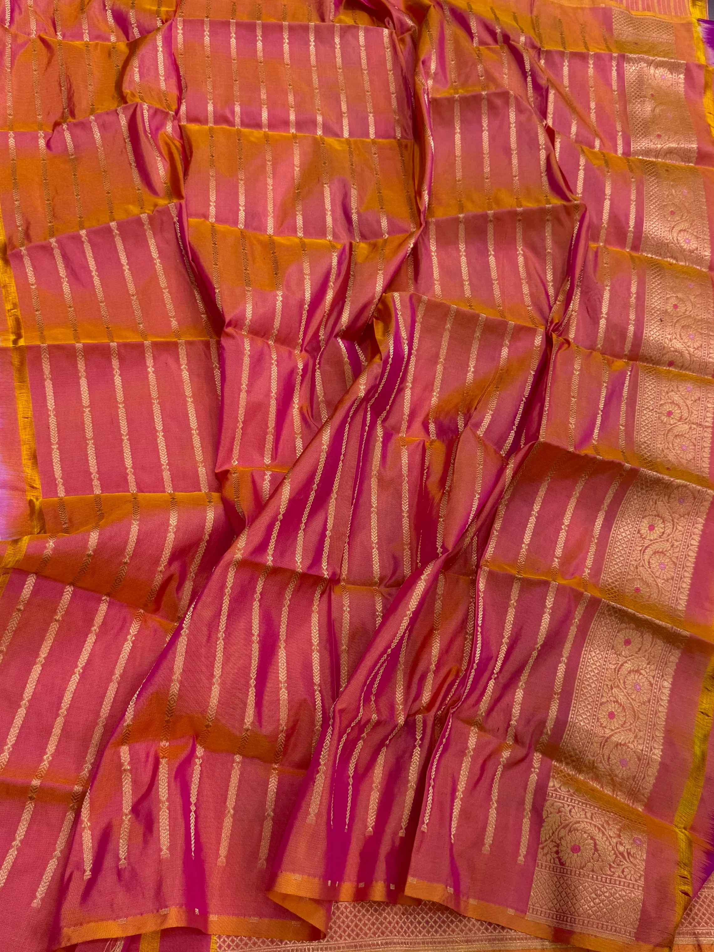 Banarasi Tilfi Minakari Pure Katan Silk Saree | Pure Silk | Minakari Work | Cutwork Technique | Banarasi Katan Silk Saree - Image 5