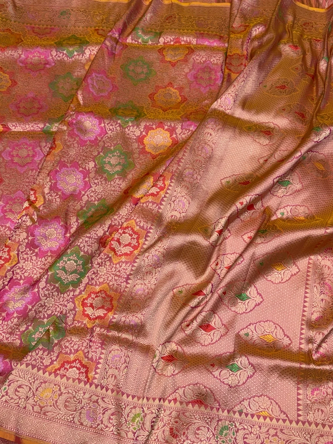 Banarasi Tilfi Minakari Pure Katan Silk Saree | Pure Silk | Minakari Work | Cutwork Technique | Banarasi Katan Silk Saree - Image 9