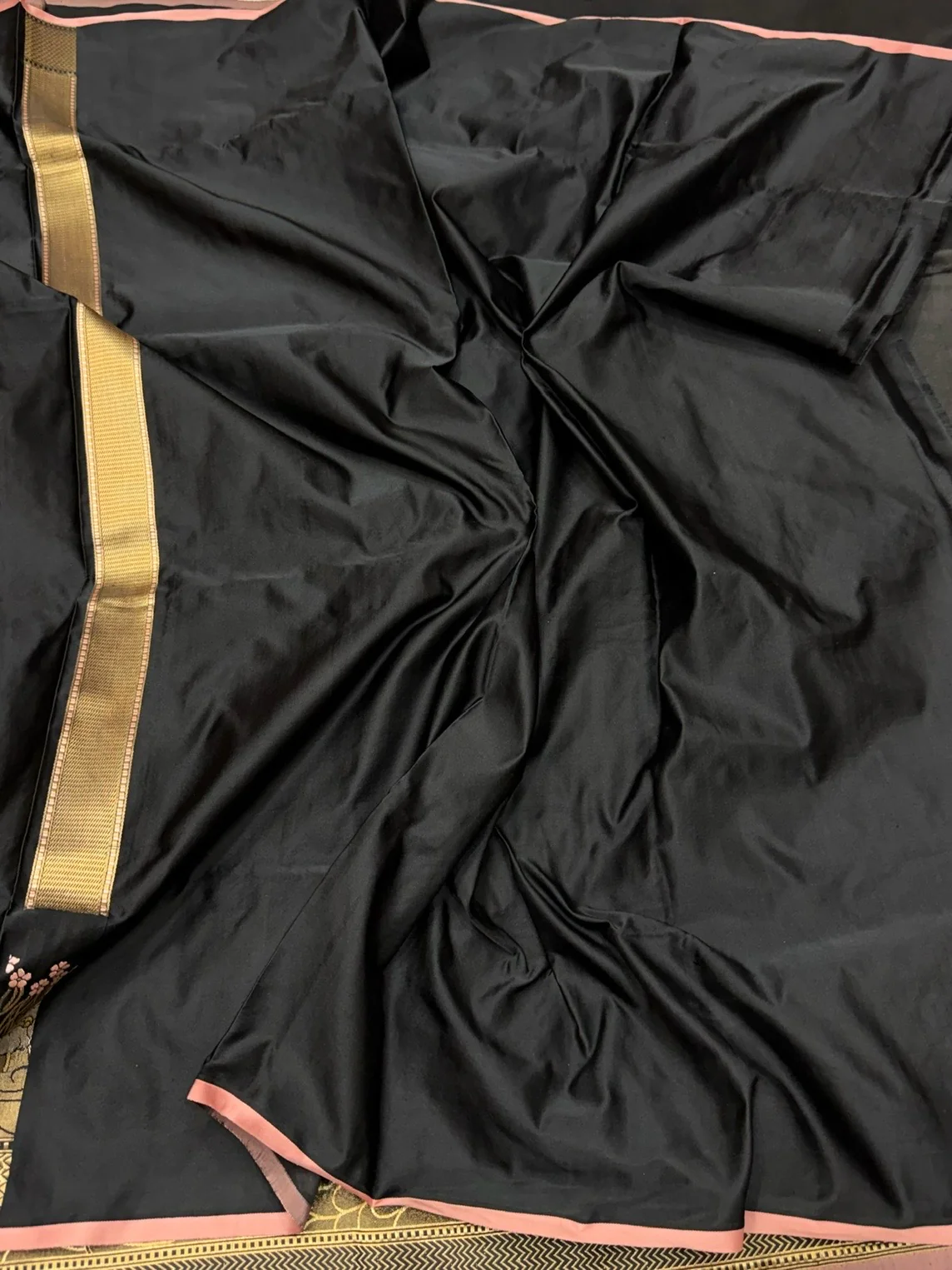 Black Handwoven Pure Banarasi Satin Silk Saree - Image 2