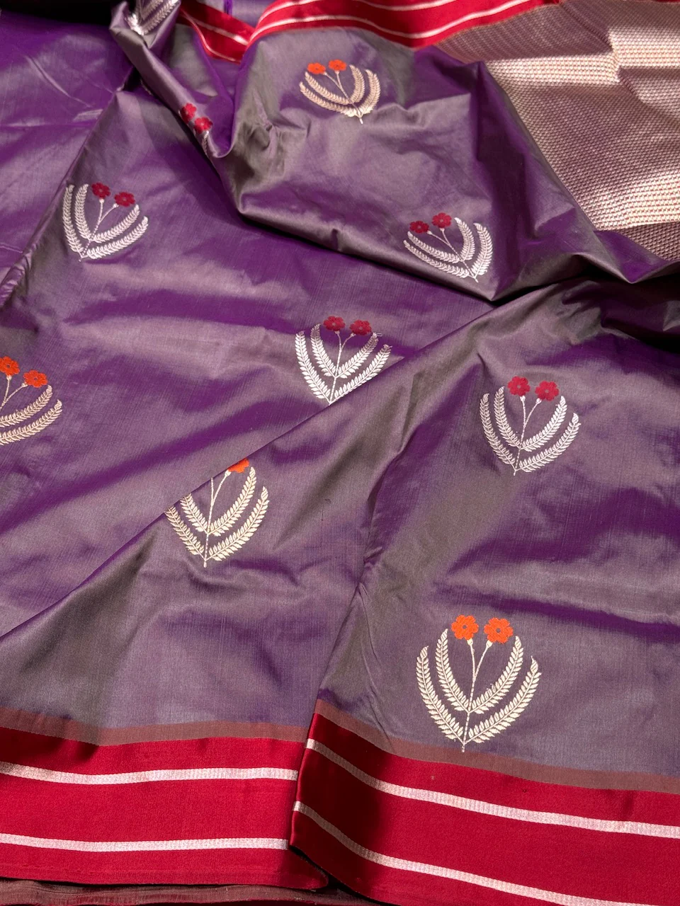 Handwoven Pure Banarasi Satin Border Silk Saree - Image 6