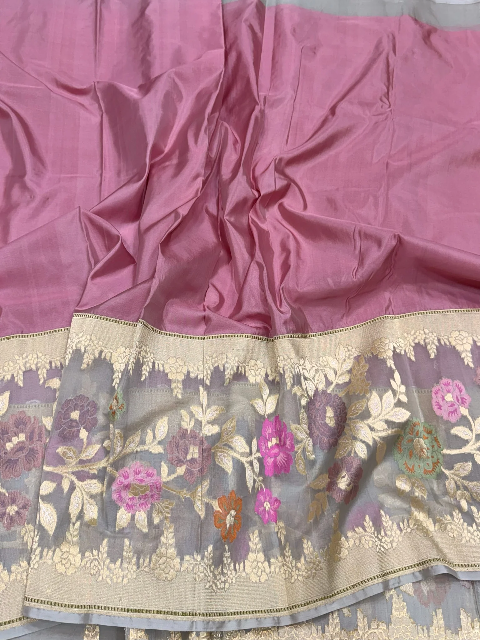 Dusty Rose Pink Handwoven Pure Banarasi Katan Silk Saree - Image 2