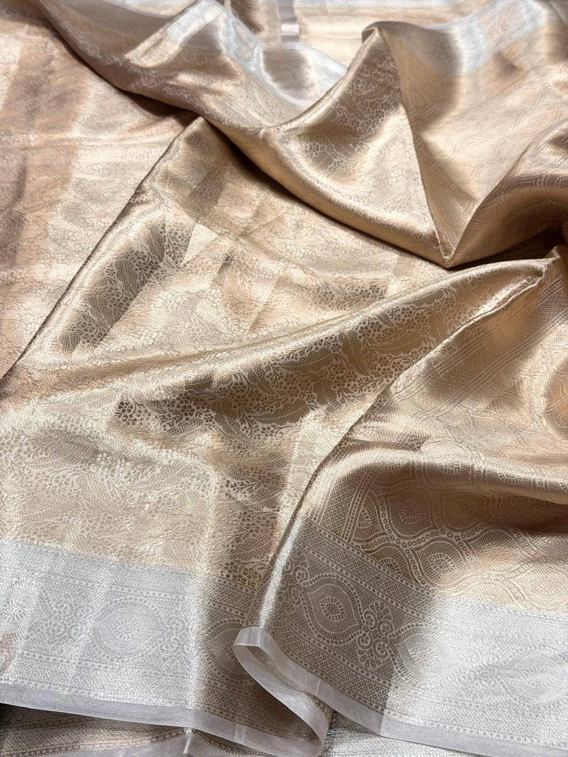 Antique Gold Banarasi Pure Tissue Brocade Silk Saree – Festive & Wedding Saree