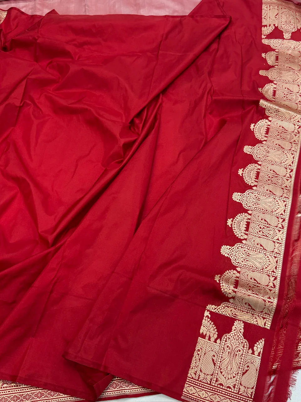 Ivory Handwoven Pure Banarasi Brocade Silk Saree - Image 2