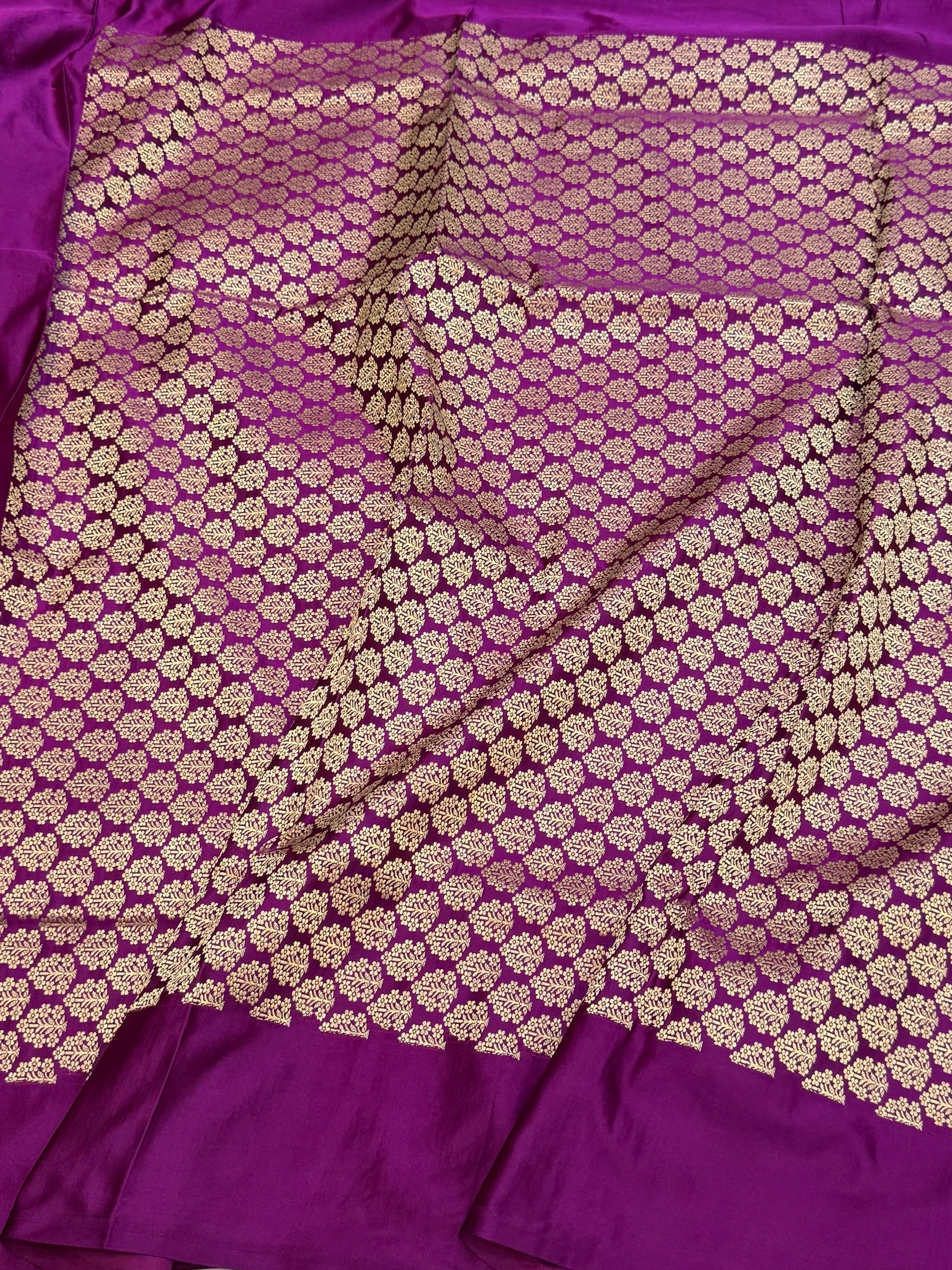Magenta Pink Handwoven Banarasi Pure Mashru Satin Silk Saree - Image 2