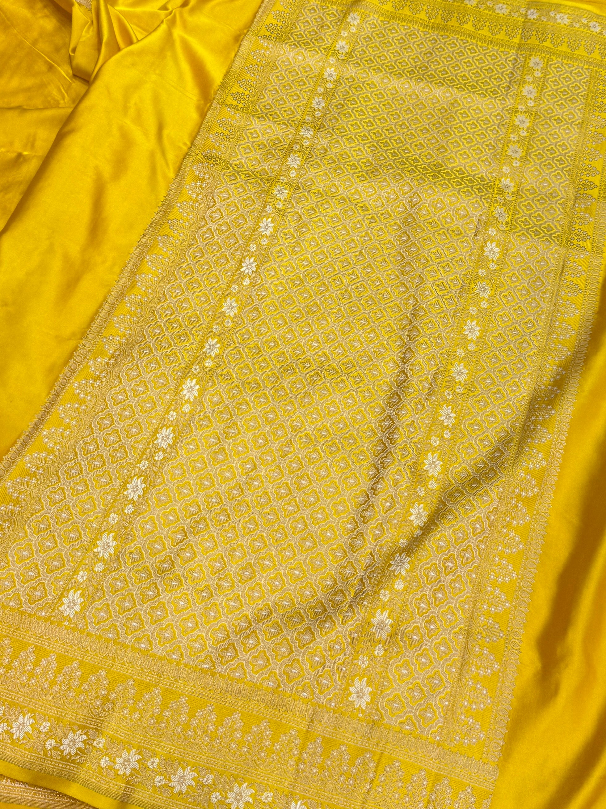 Yellow Handwoven Banarasi Pure Mashru Satin Silk Saree | Pure Satin Silk | Kadwa Weave | Handloom Banarasi Saree - Image 3