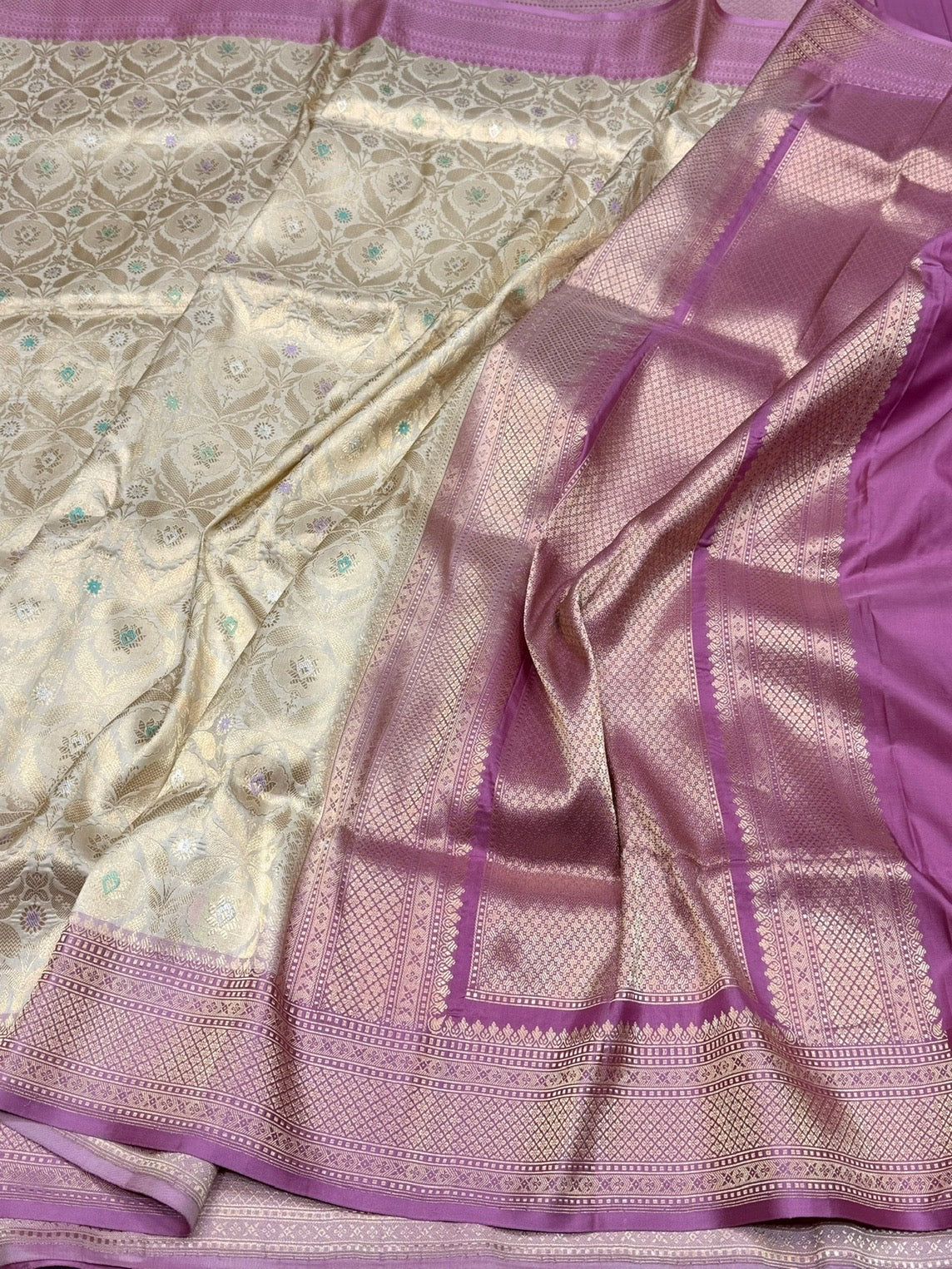 Cream Handwoven Banarasi Pure Silk Brocade Saree with Pastel Pink Satin Border – Luxurious Katan Silk - Image 3