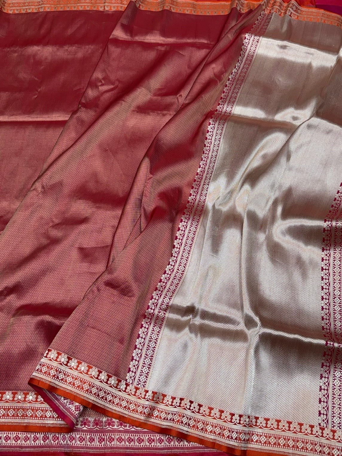 Red Handwoven Pure Banarasi Brocade Saree – Kadwa Katan Silk | Authentic Banaras Handloom - Image 3