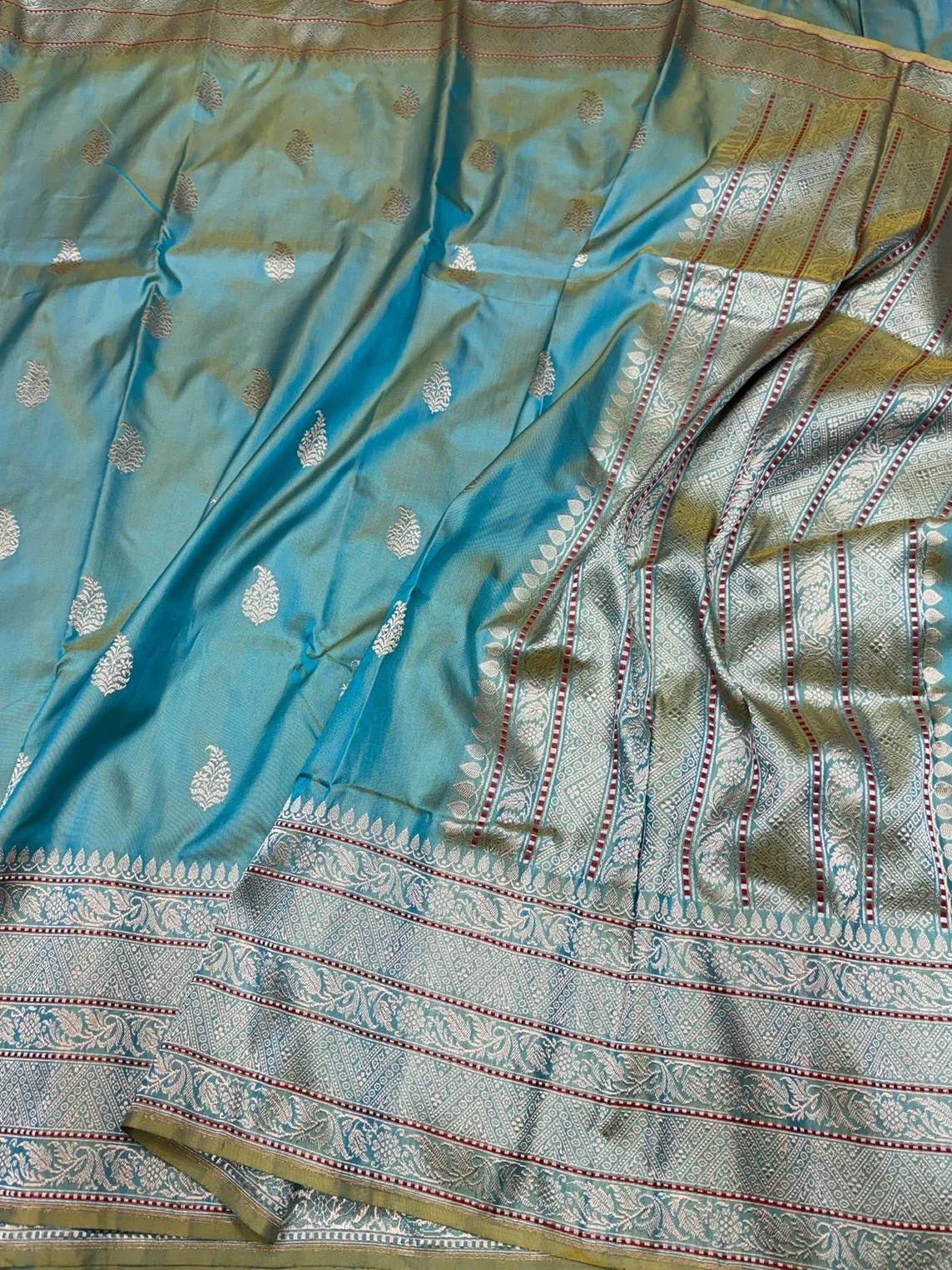 Sea Green Handwoven Pure Banarasi Ektara Silk Saree - Image 3