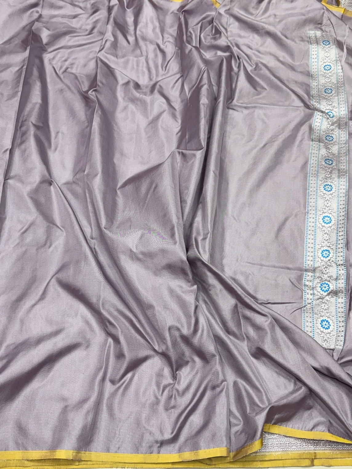Dusty Lavender Handwoven Pure Banarasi Ektara Silk Saree - Image 2