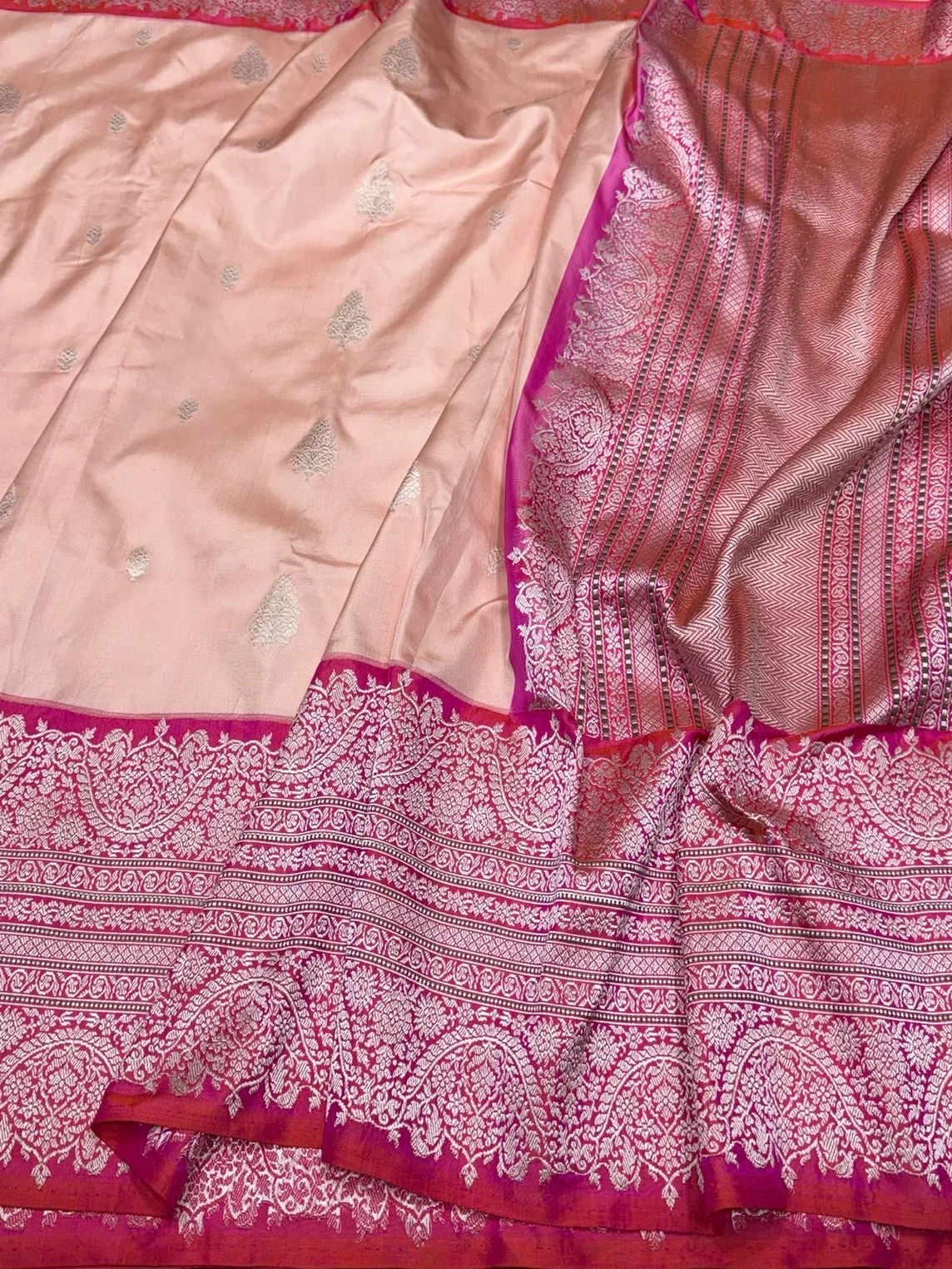 Peach Handwoven Pure Banarasi Ektara Silk Saree – Luxury Kadwa Weave - Image 3