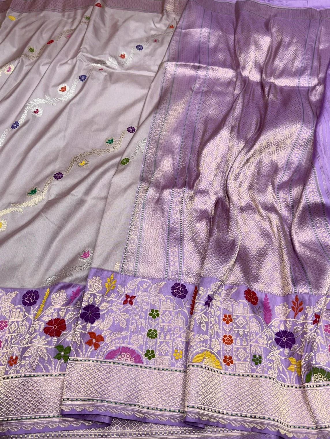 Lavender Handwoven Pure Banarasi Ektara Silk Saree - Image 3