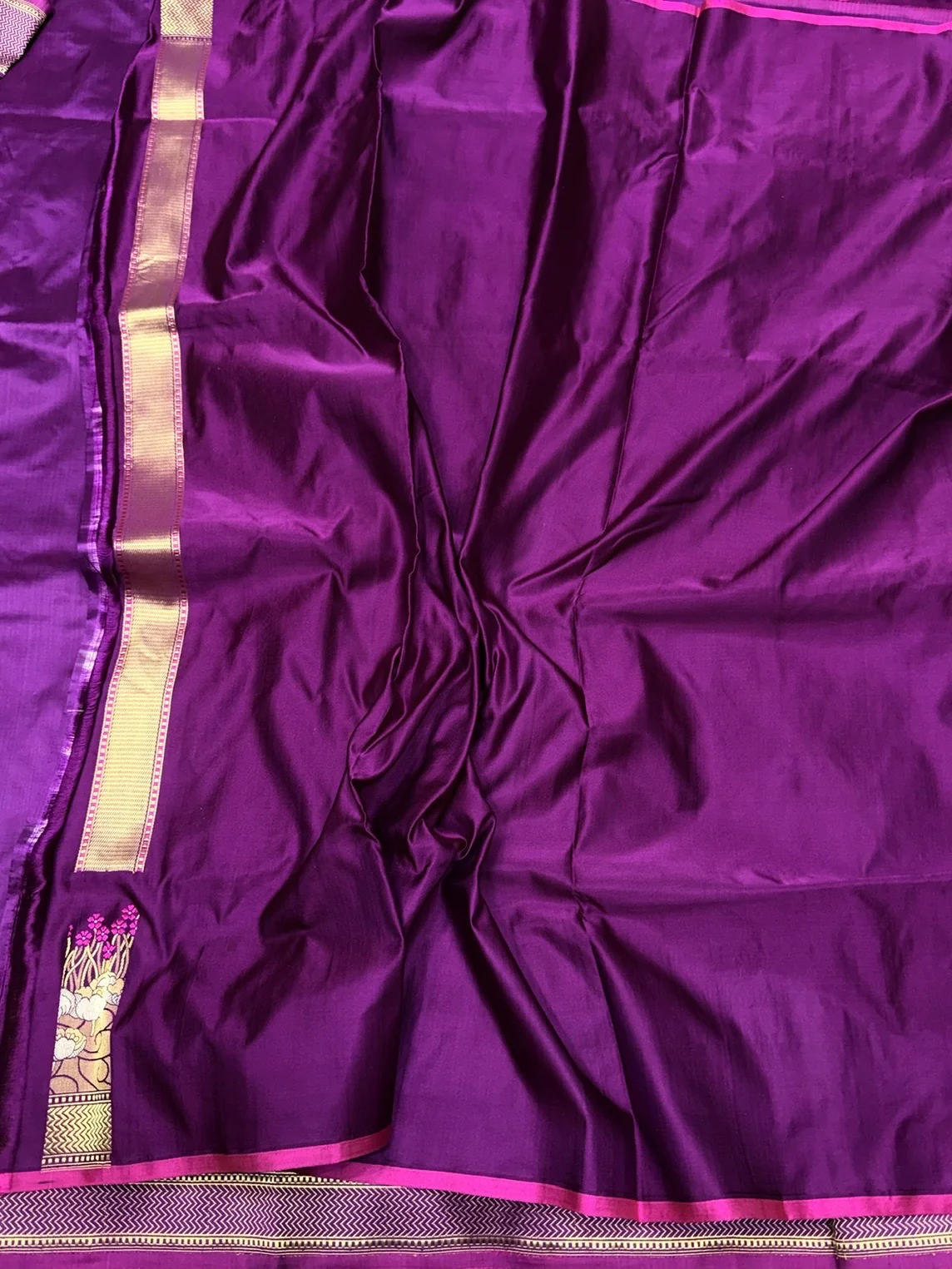 Purple Handwoven Pure Banarasi Mashru Satin Silk Saree - Image 2
