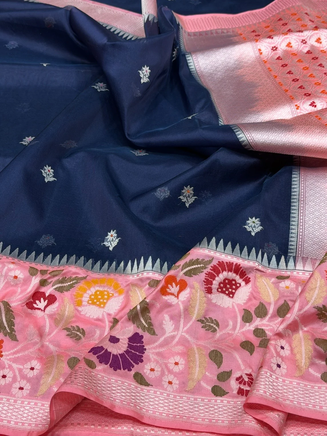 Navy Blue Handwoven Pure Banarasi Organza Silk Saree in Kadwa Weave | 100% Pure Kora Silk