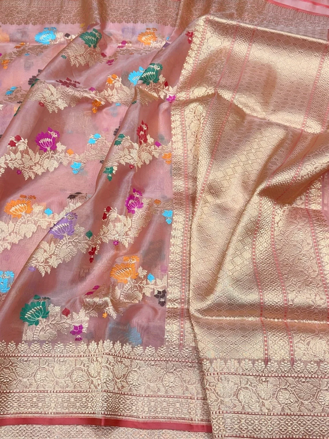Peach Handwoven Pure Banarasi Organza Silk Saree in Kadwa Weave | 100% Pure Kora Silk - Image 3