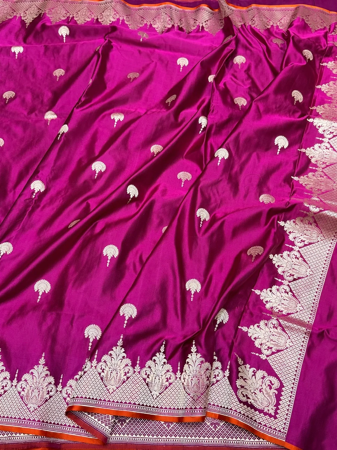 Magenta Pink Handwoven Pure Banarasi Satin Silk Saree – Kadwa Weave | 100% Pure Satin Silk | Authentic Banaras Handloom - Image 3