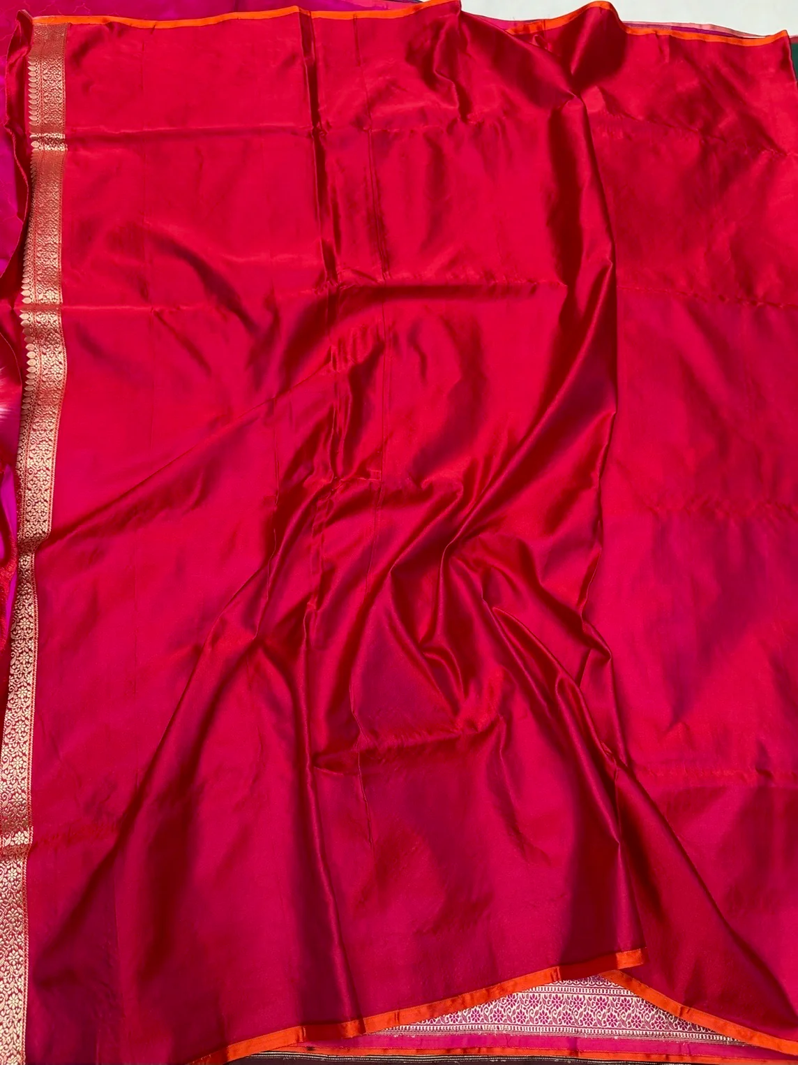 Red Handwoven Pure Banarasi Satin Tanchoi Silk Saree - Image 3