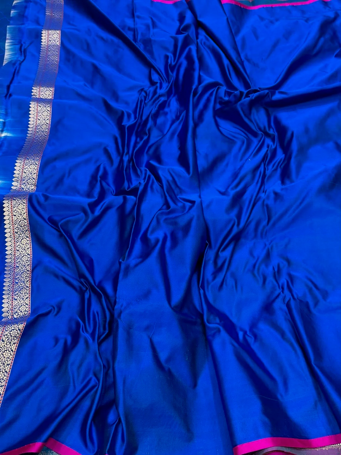 Royal Blue Handwoven Pure Banarasi Satin Tanchoi Silk Saree - Image 2