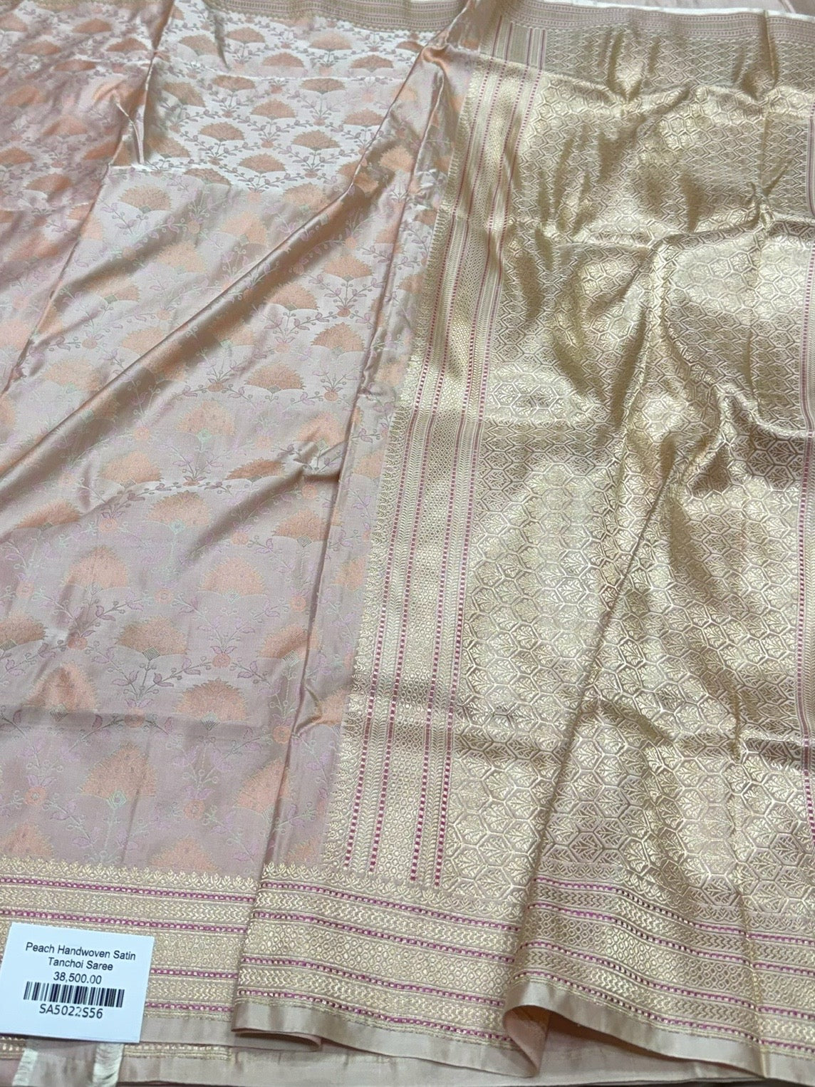 Mauve Handwoven Pure Banarasi Satin Tanchoi Silk Saree - Image 3