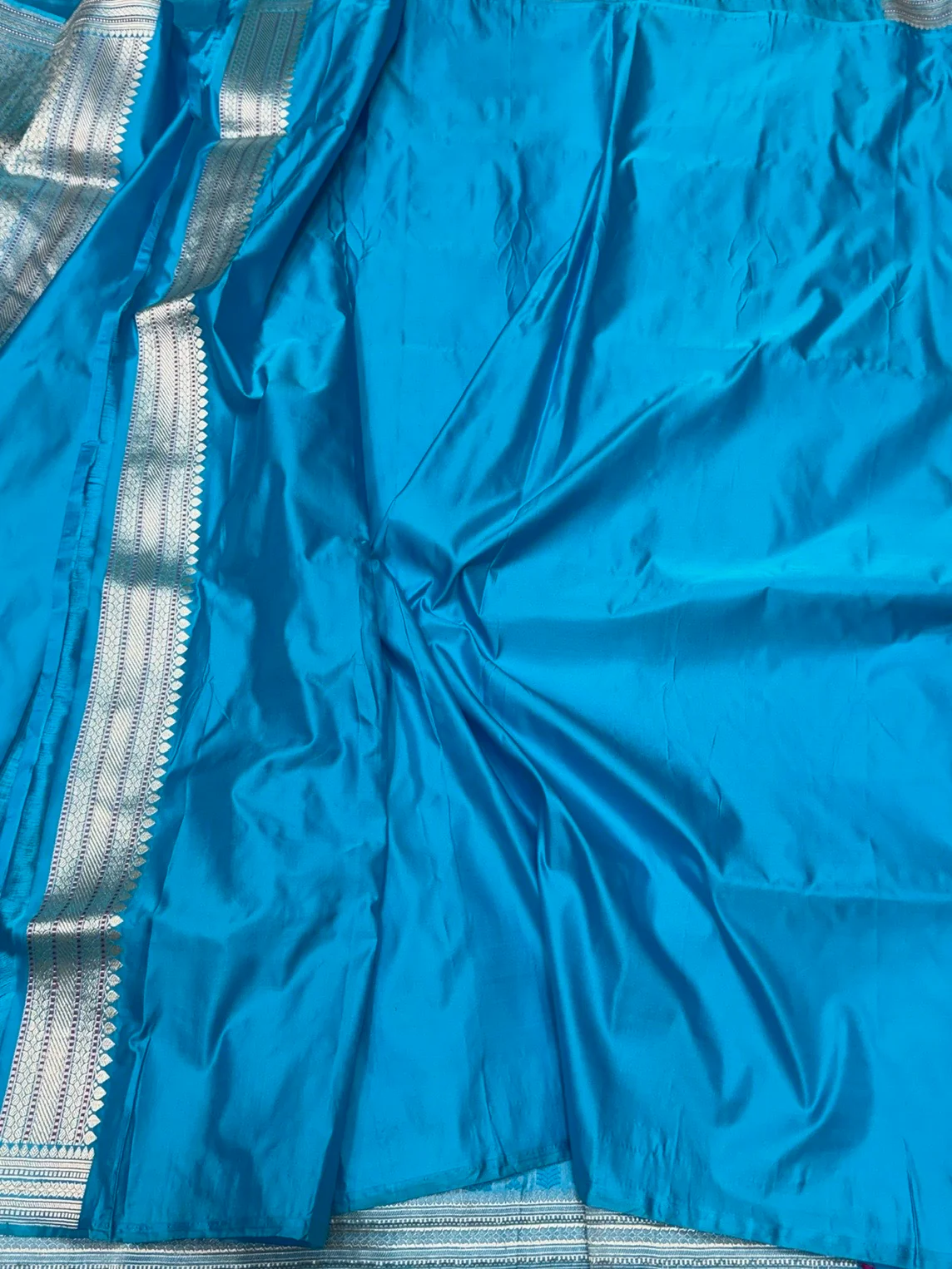 Sea Blue Handwoven Pure Banarasi Satin Tanchoi Silk Saree – Kadwa Weave | Authentic Banaras Handloom - Image 2