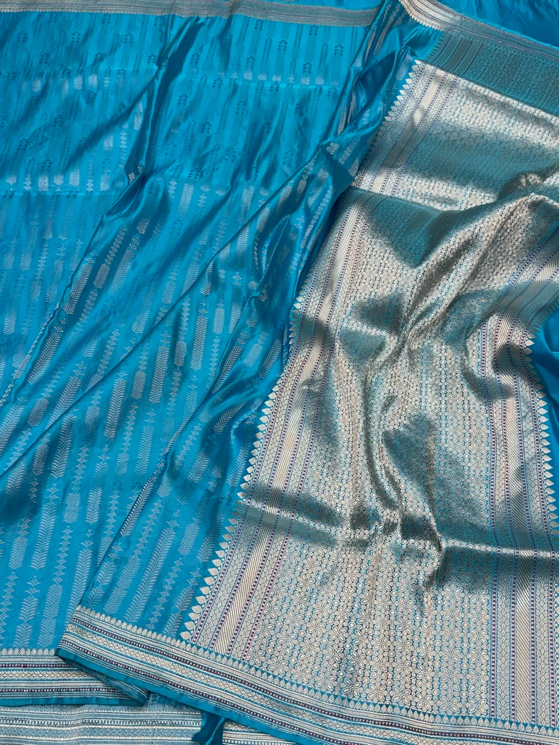 Sea Blue Handwoven Pure Banarasi Satin Tanchoi Silk Saree – Kadwa Weave | Authentic Banaras Handloom - Image 3
