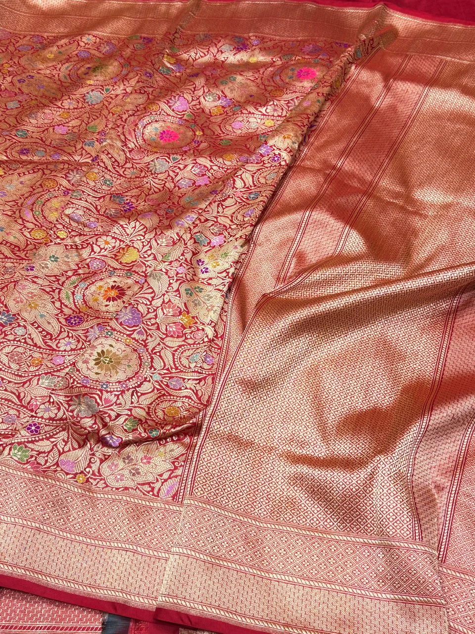 Red Handwoven Pure Banarasi Silk Brocade Saree - Image 3