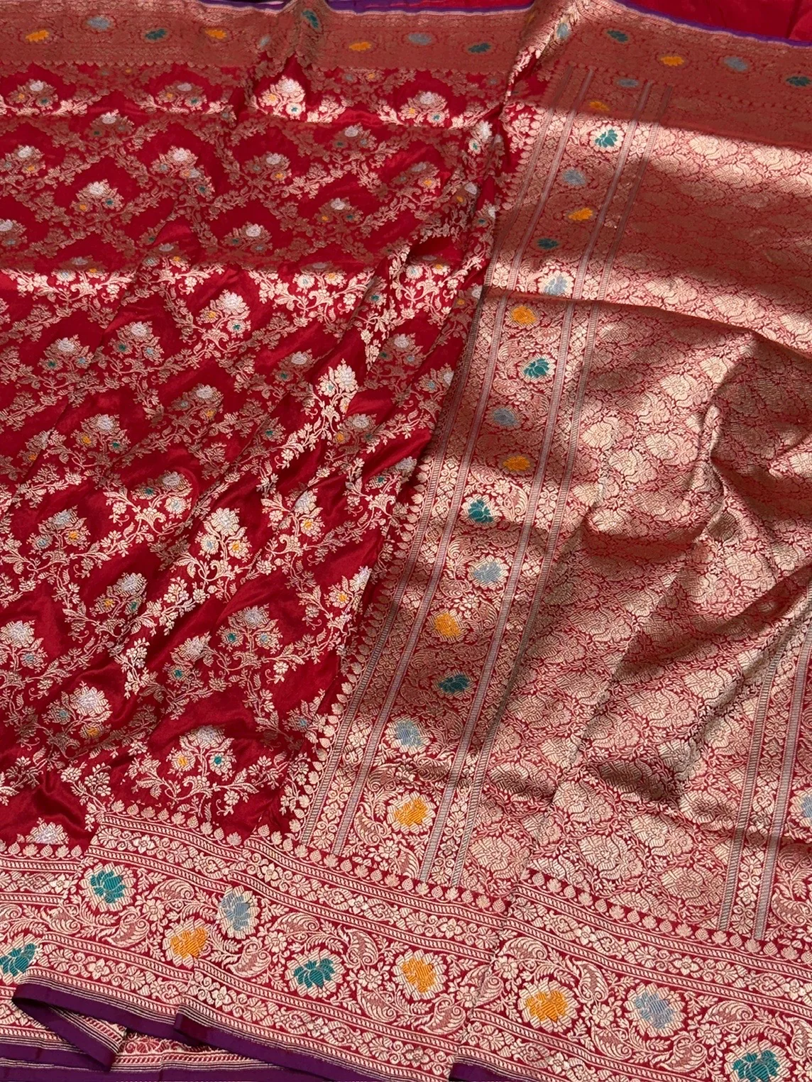 Red Handwoven Pure Banarasi Silk Saree | Pure Katan Silk | Kadwa Weave | HMR Handlooms - Image 3