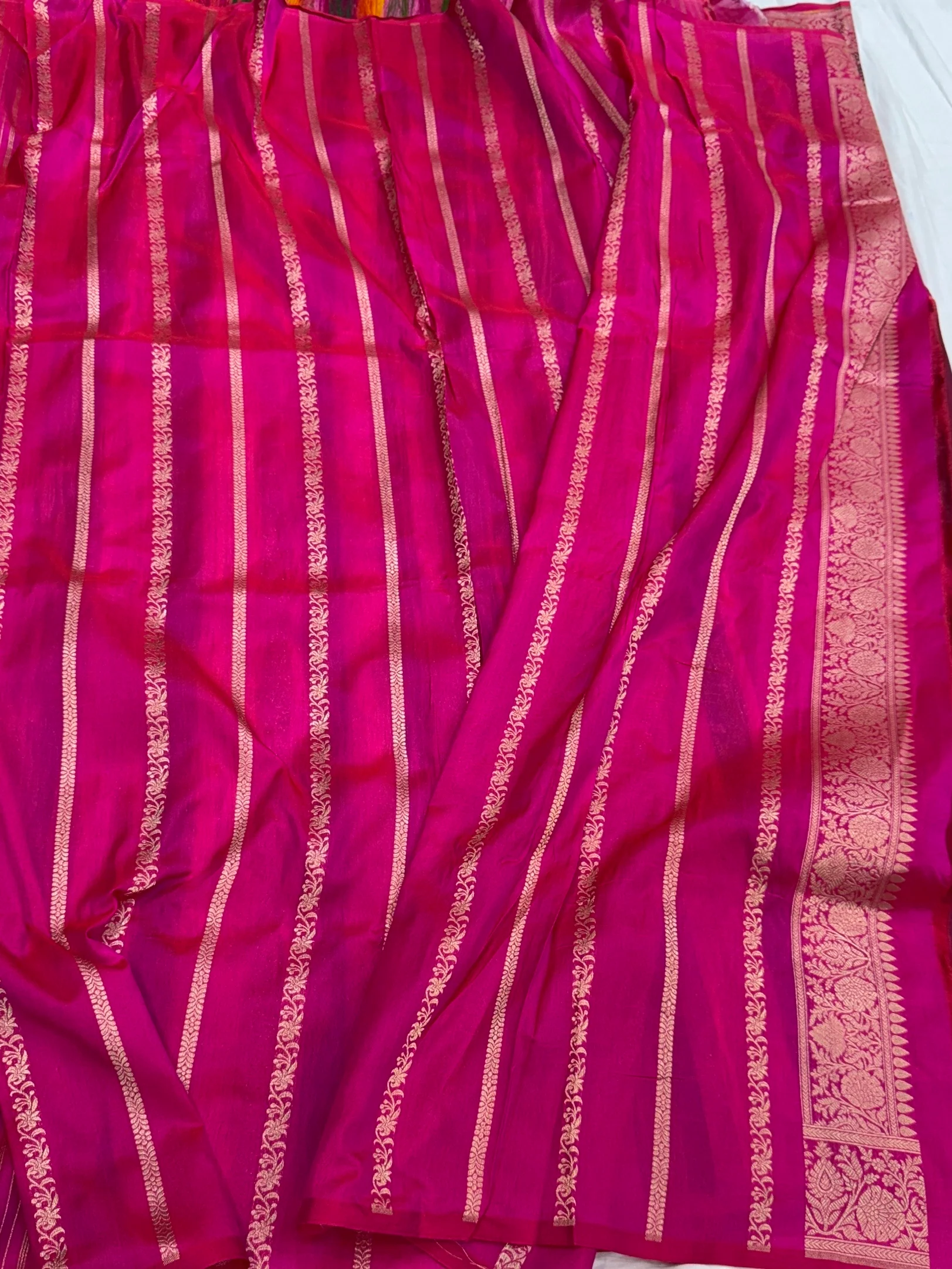 Banarasi Tilfi Minakari Pure Katan Silk Saree | Pure Silk | Minakari Work | Cutwork Technique | Banarasi Katan Silk Saree - Image 10