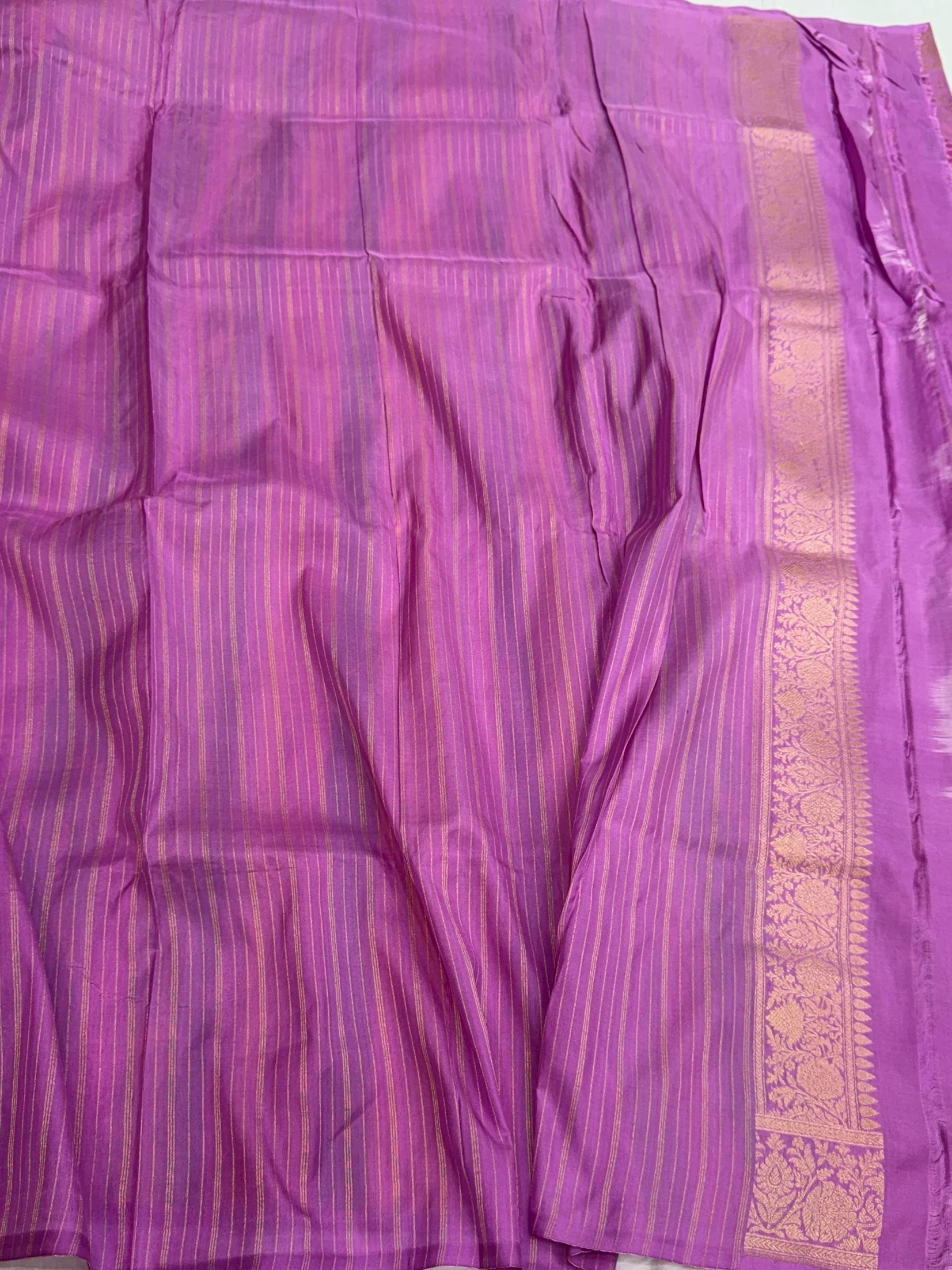 Banarasi Tilfi Minakari Pure Katan Silk Saree | Pure Silk | Minakari Work | Cutwork Technique | Banarasi Katan Silk Saree - Image 12
