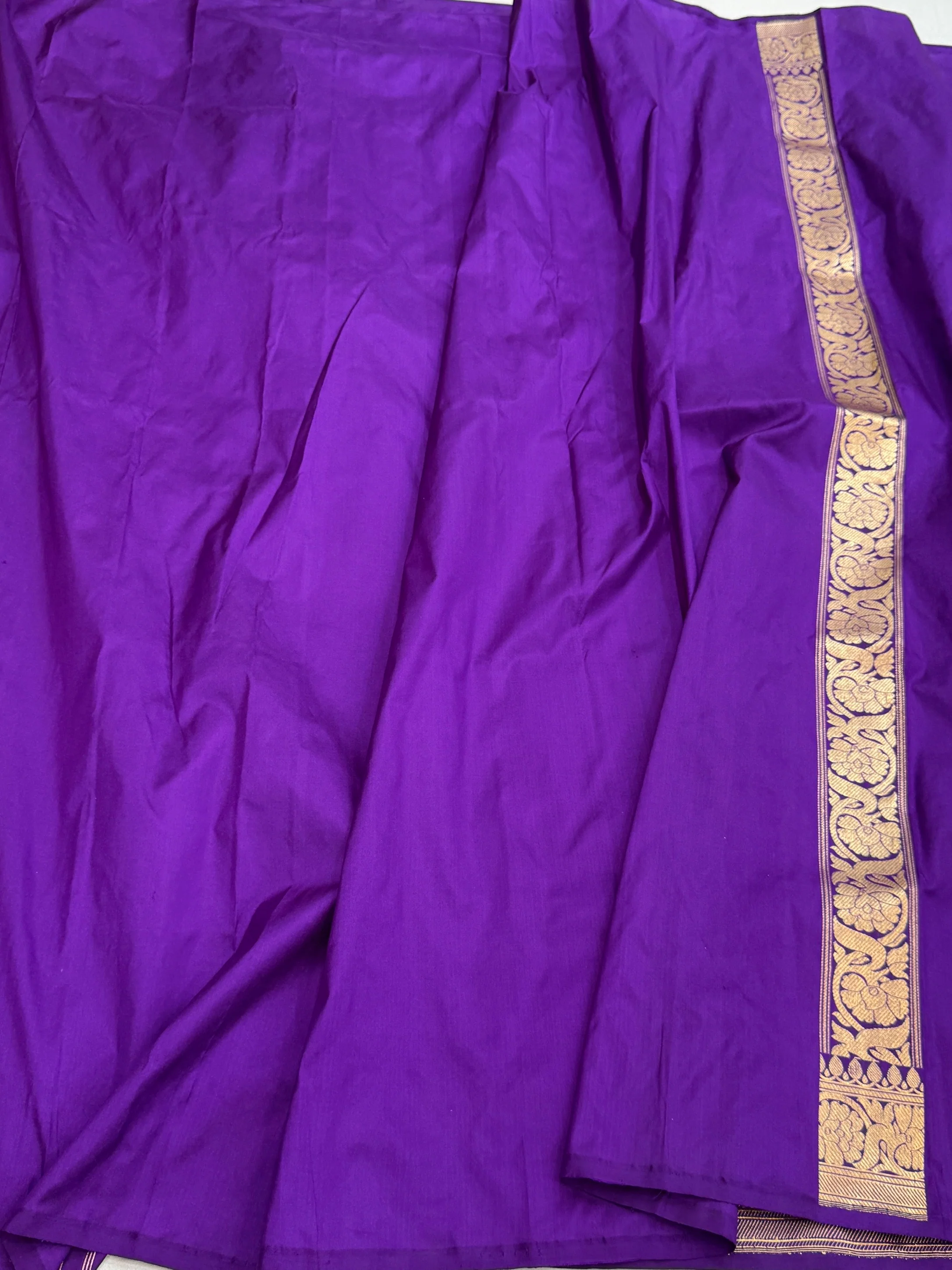 Purple Chand Tara Handwoven Pure Banarasi Silk Saree - Image 2