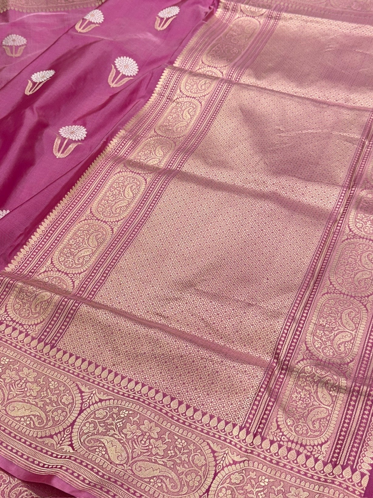 Pastel Pink Handwoven Pure Banarasi Silk Saree - Image 3