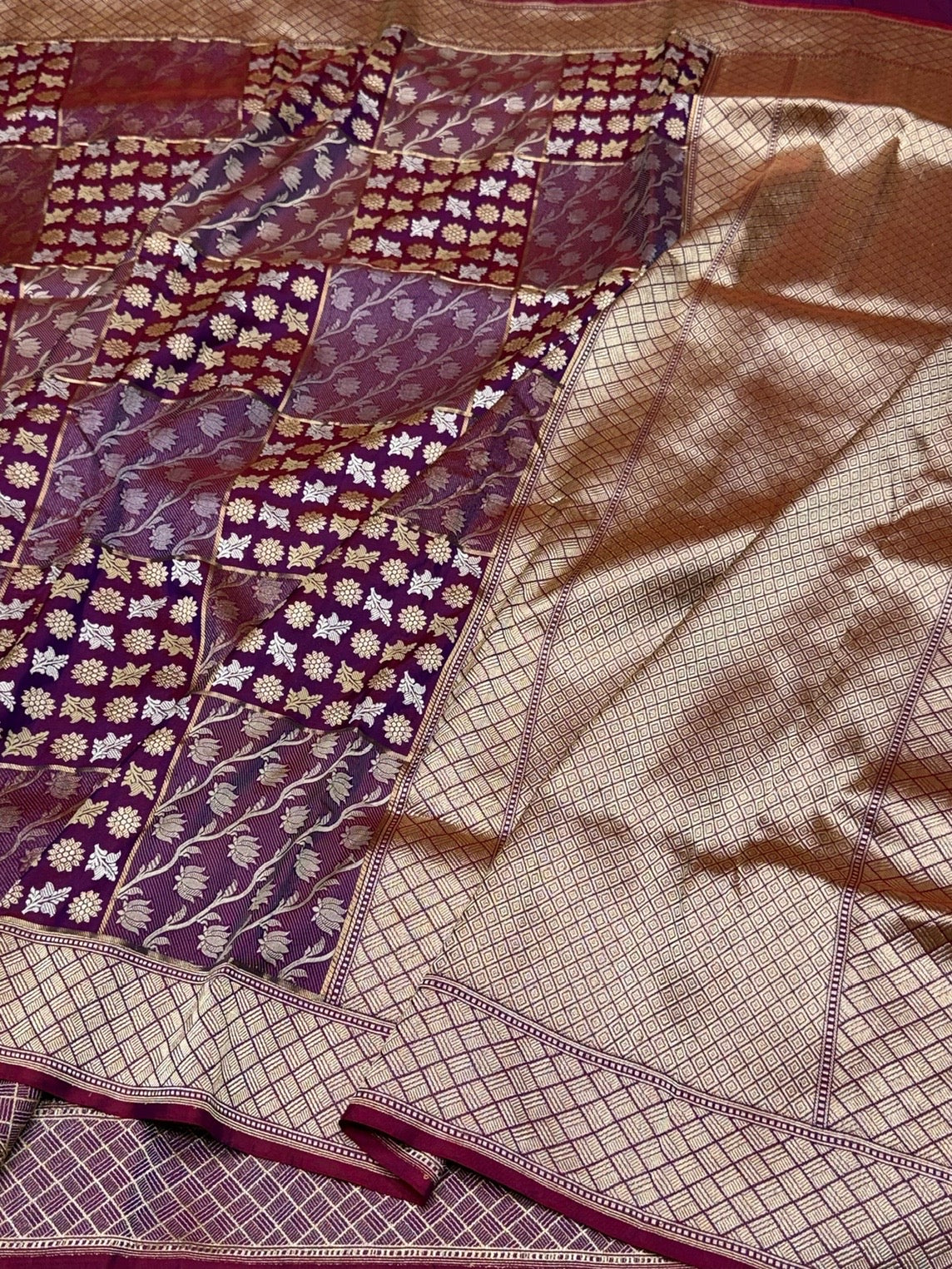 Magenta Pink Handwoven Pure Banarasi Silk Saree - Image 3