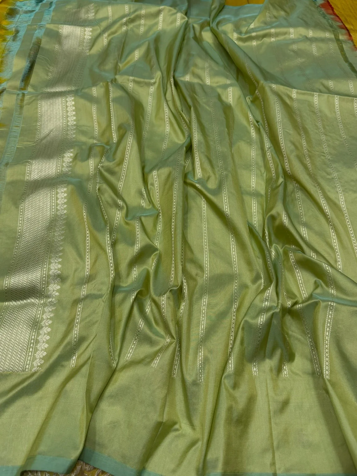 Mehndi Yellow Handwoven Pure Banarasi Silk Saree - Image 3