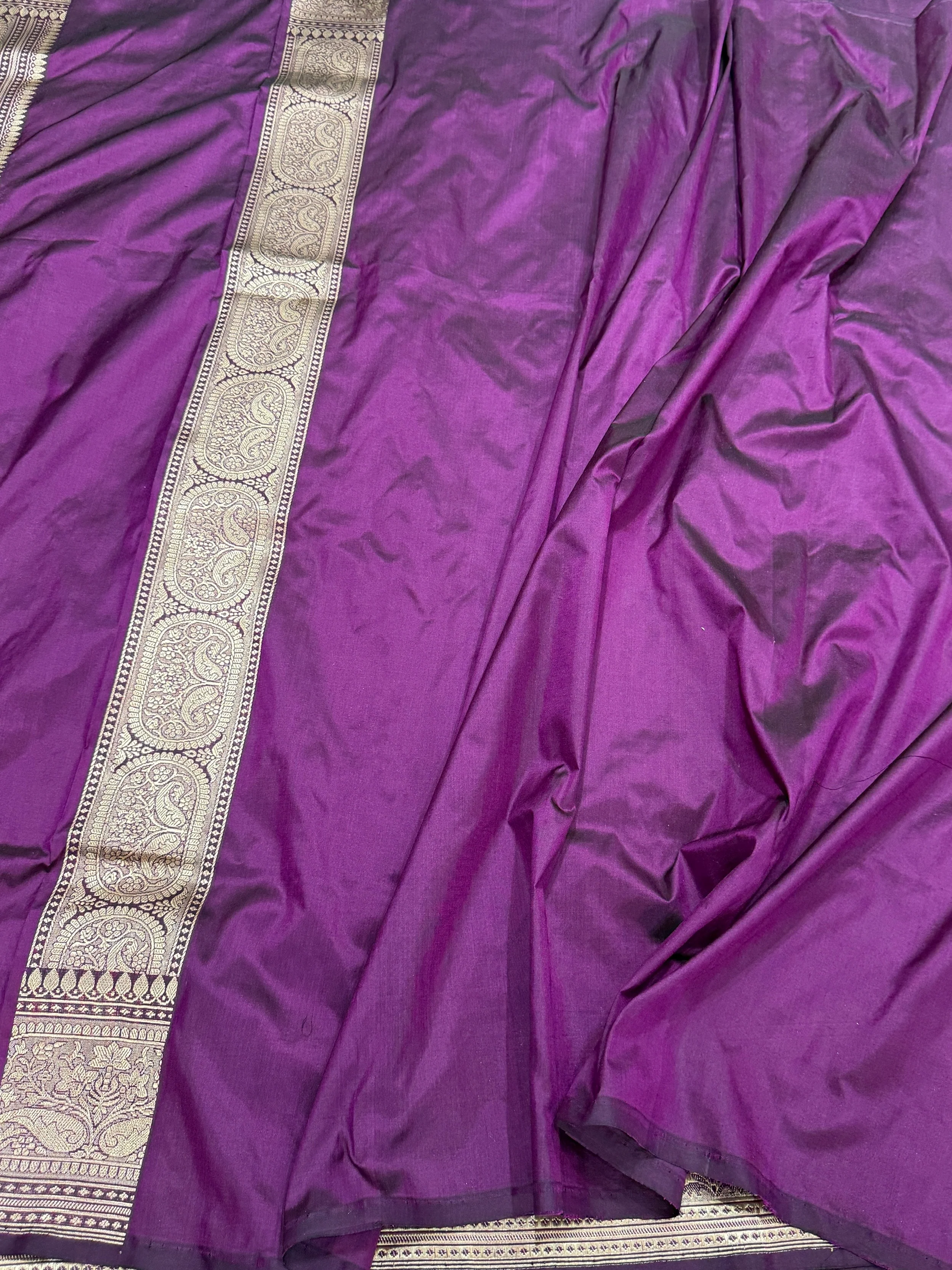 Magenta Handwoven Pure Banarasi Katan Silk Saree | Kadwa Weave | Gold & Silver Zari | Pure Silk Handloom Saree - Image 2