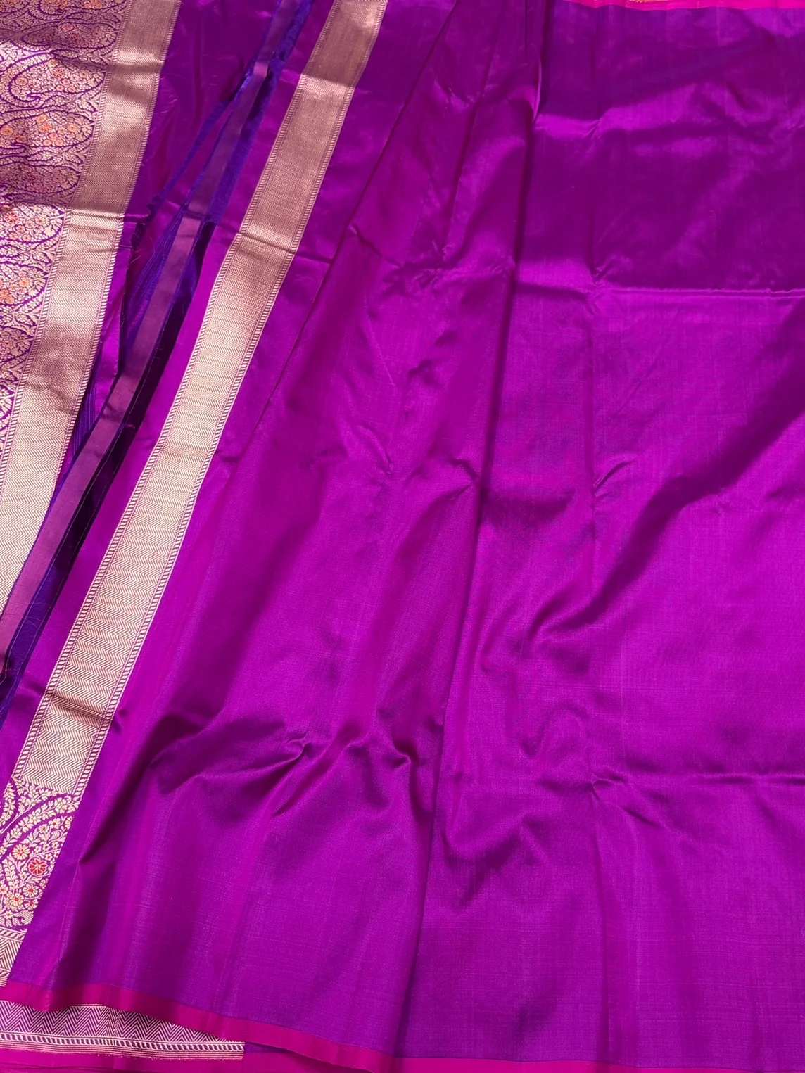Magenta Pink Handwoven Pure Banarasi Silk Saree in Kadwa Weave | Authentic Katan Mulberry Silk - Image 2