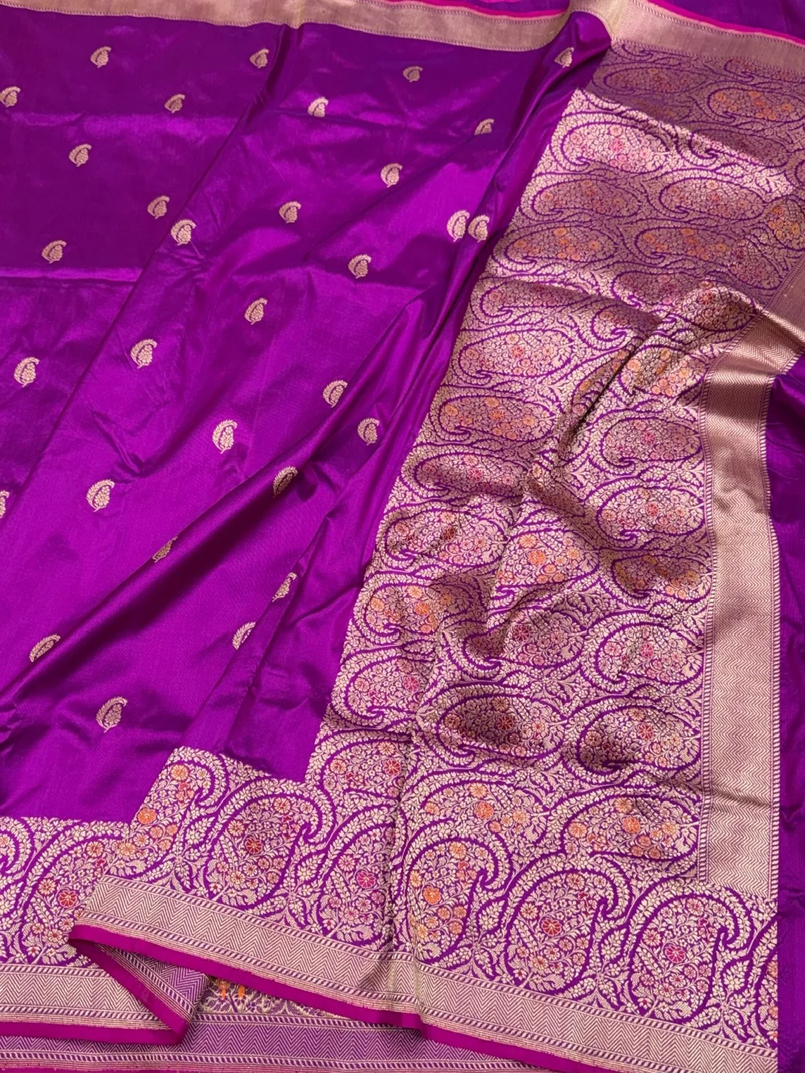 Magenta Pink Handwoven Pure Banarasi Silk Saree in Kadwa Weave | Authentic Katan Mulberry Silk - Image 3