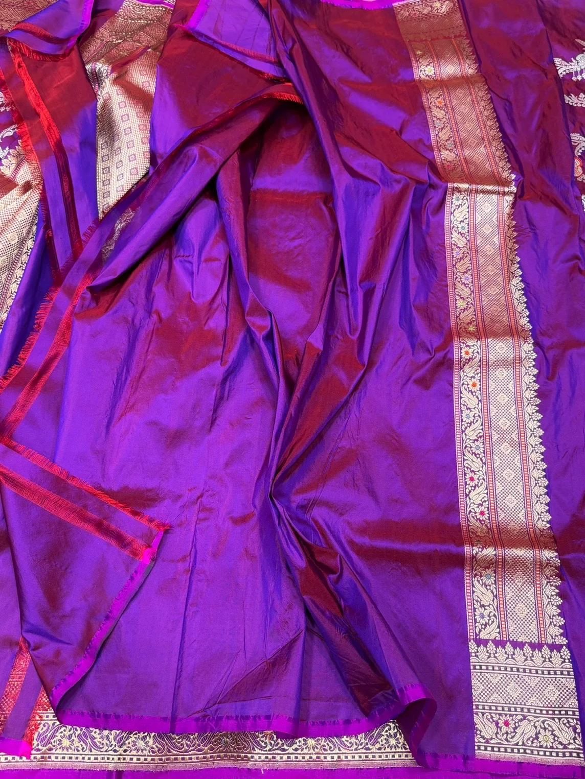 Purple Pink Handwoven Pure Banarasi Silk Saree in Kadwa Weave – 100% Katan Mulberry Silk - Image 2