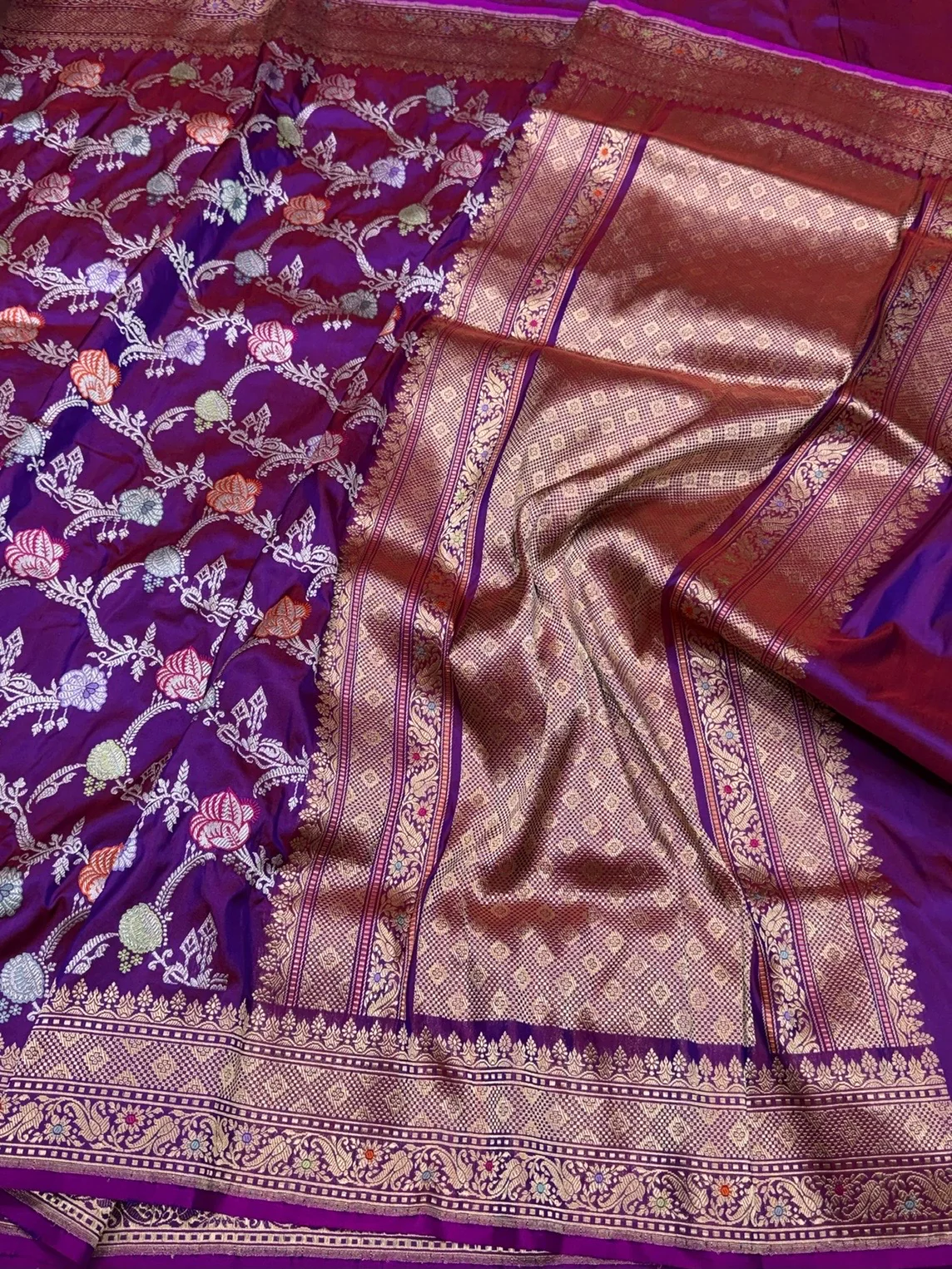 Purple Pink Handwoven Pure Banarasi Silk Saree in Kadwa Weave – 100% Katan Mulberry Silk - Image 3