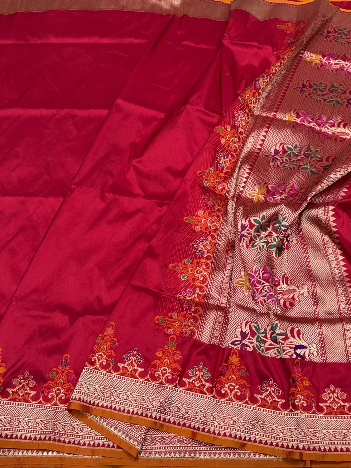 Red Handwoven Pure Banarasi Silk Saree – Kadwa Katan Mulberry Silk | Authentic Banaras Handloom - Image 3