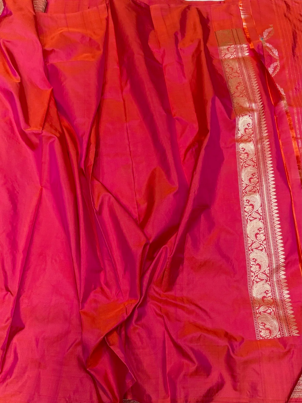Orangish Pink Handwoven Pure Banarasi Silk Saree – Kadwa Weave in 100% Katan Mulberry Silk - Image 2