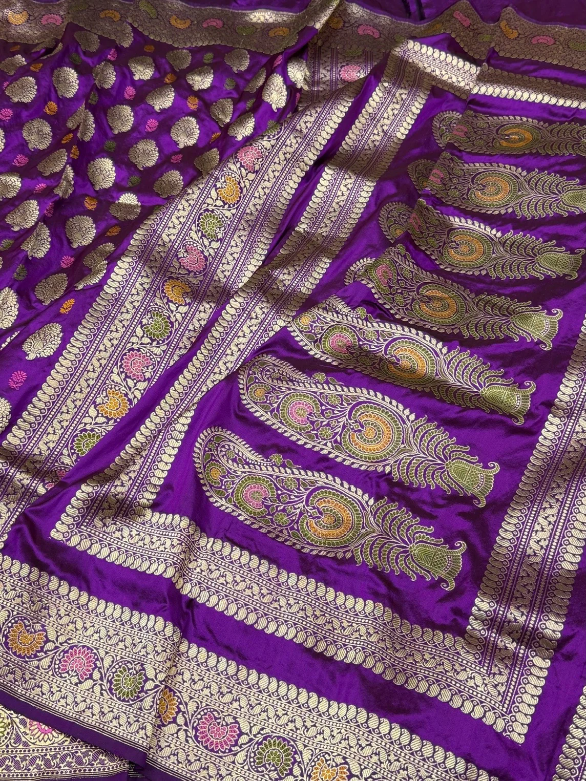 Purple Handwoven Pure Banarasi Silk Saree – Kadwa Weave in 100% Katan Mulberry Silk - Image 3