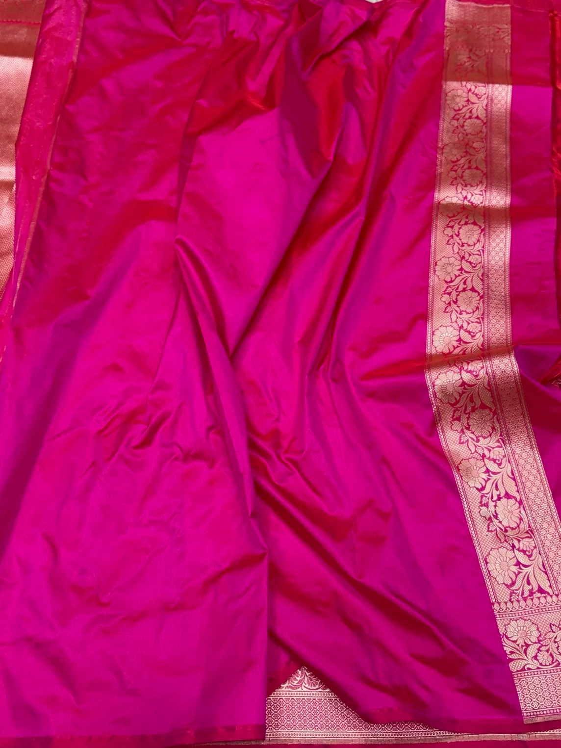 Rani Pink Handwoven Pure Banarasi Silk Saree – Katan Silk, Kadwa Weave & Elegant Traditional Borderal Border - Image 2
